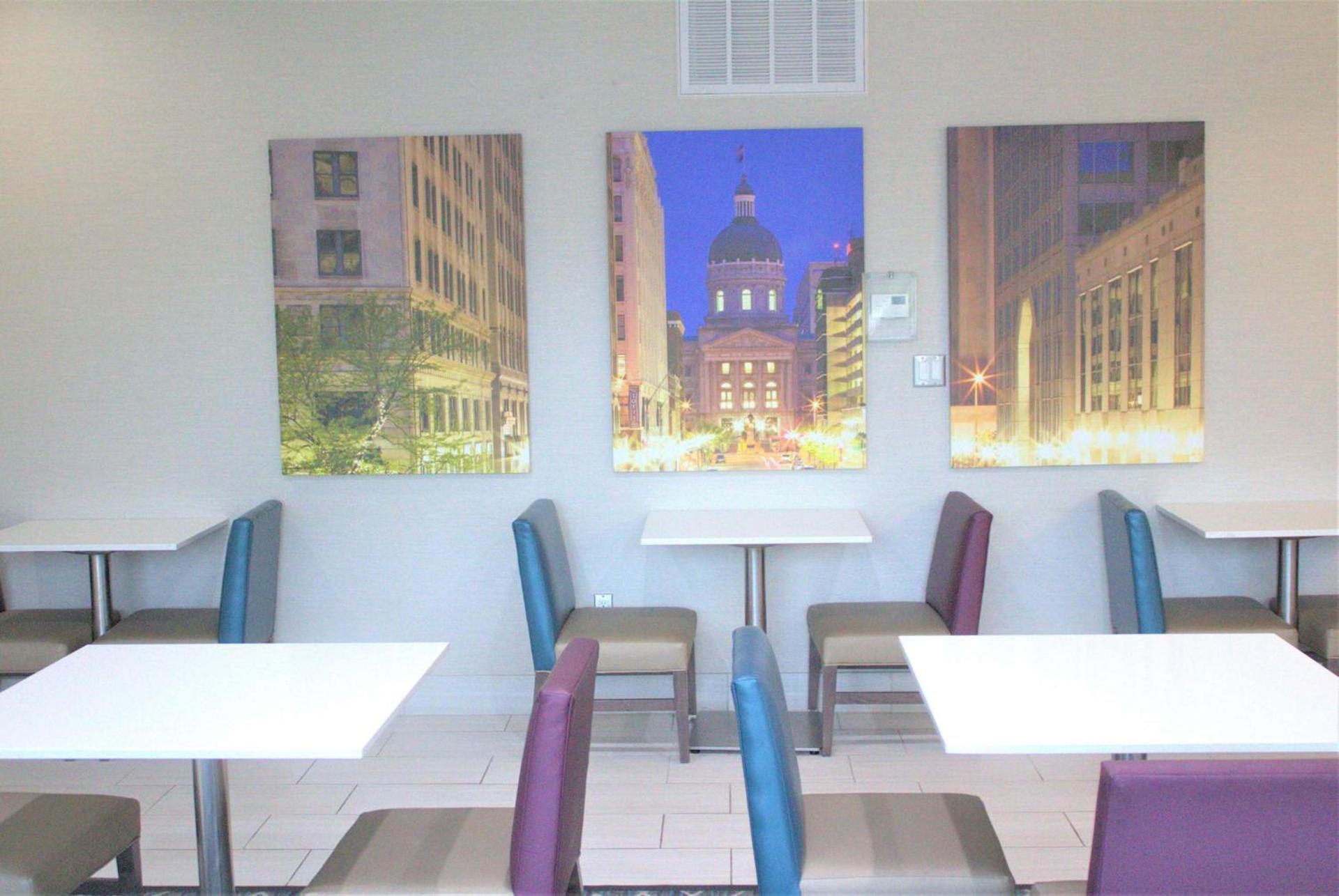 La Quinta Inn & Suites by Wyndham Indianapolis Downtown photo 19