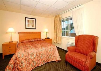 Super 8 by Wyndham Monticello NY photo 9