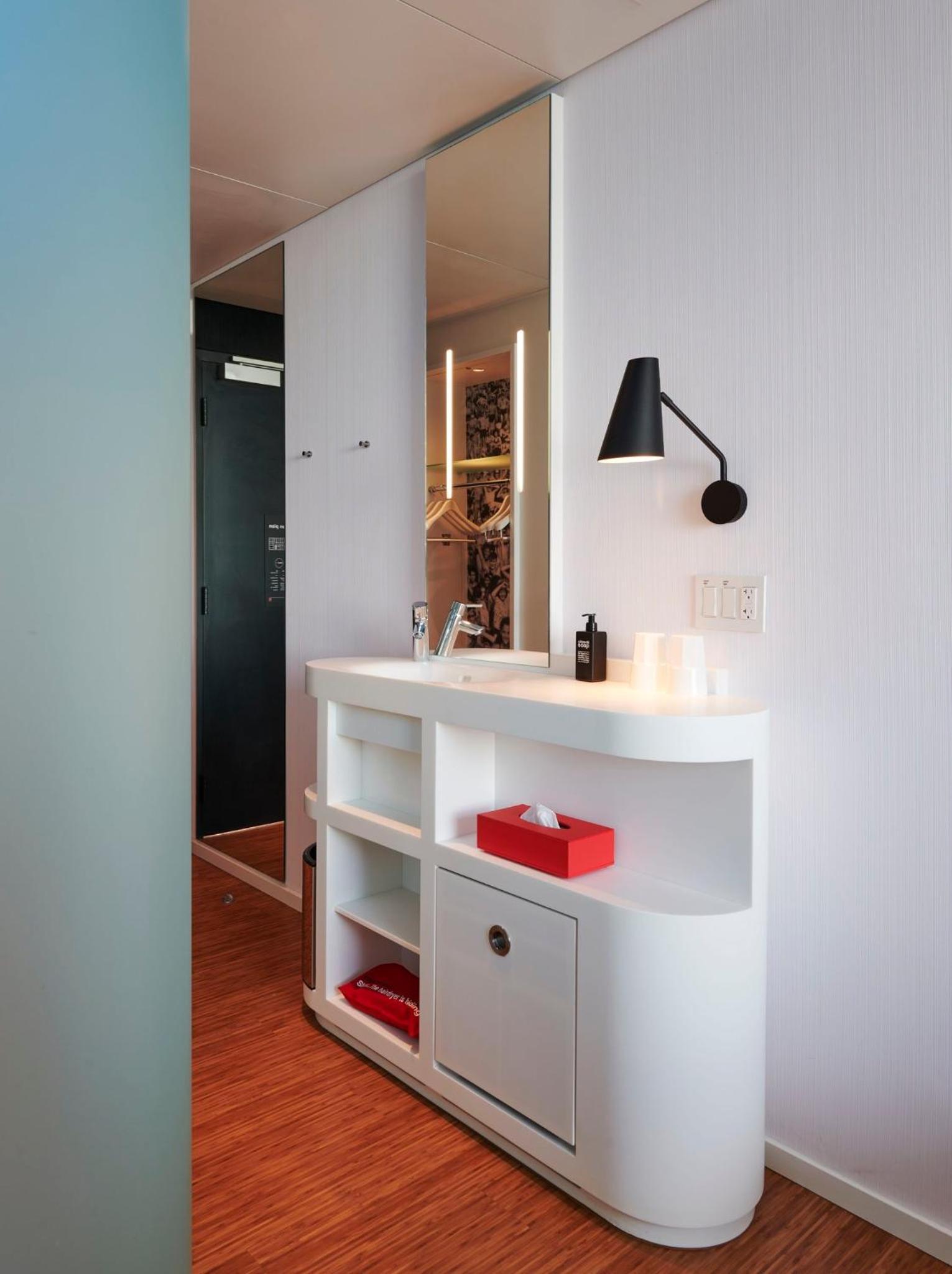 citizenM Miami World Center photo 19