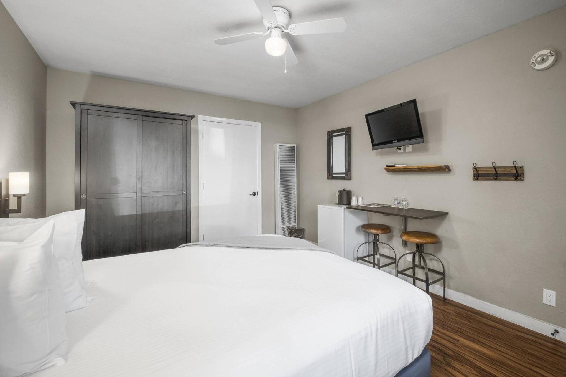 Resthaven Tahoe photo 7