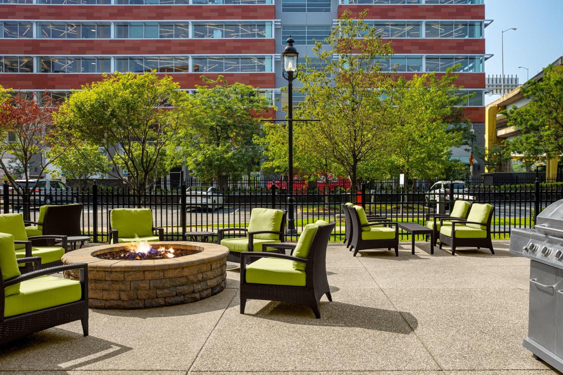 Hyatt Place Pittsburgh North Shore photo 4