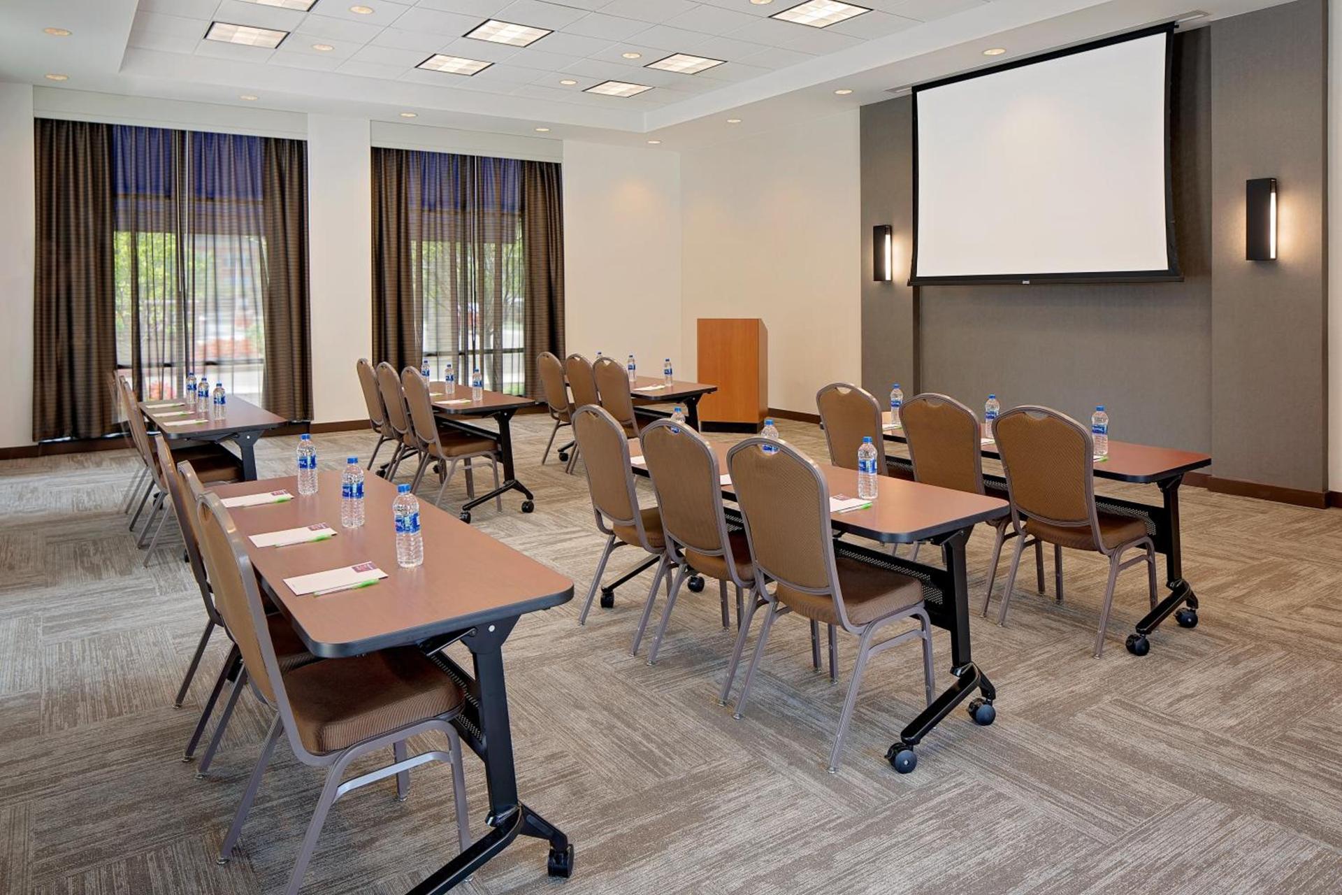 Hyatt Place Pittsburgh North Shore photo 22