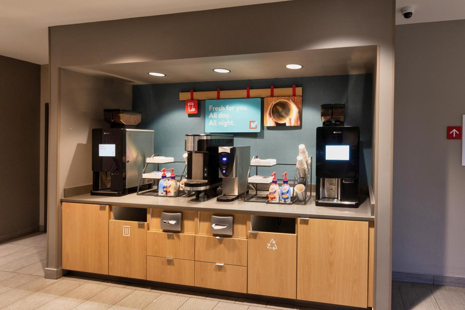 Avid Hotels - Denver Airport Area by IHG photo 13