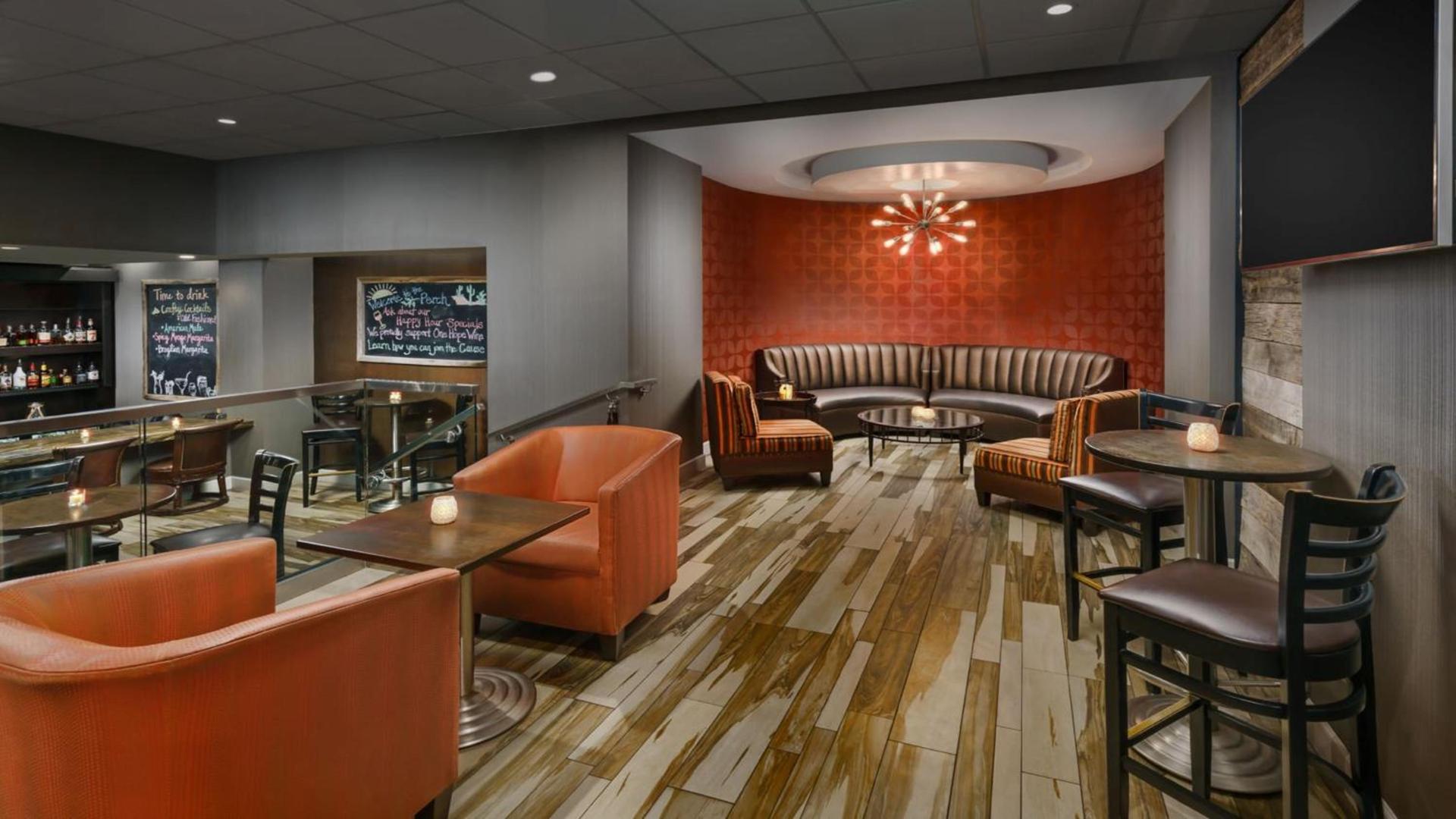 Crowne Plaza Phoenix Airport - PHX by IHG photo 70