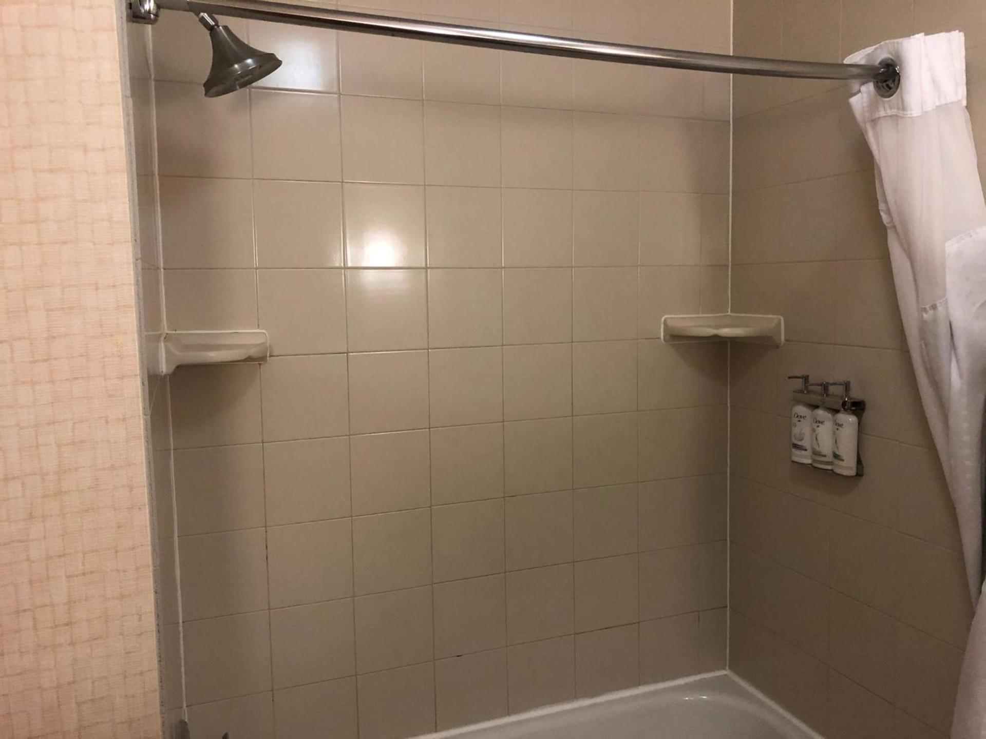 Holiday Inn Express Hotel & Suites Howell by IHG photo 37