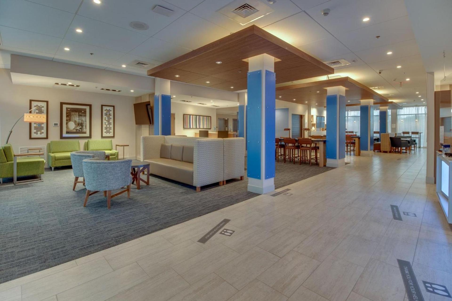 Holiday Inn Express & Suites - Union City by IHG photo 42