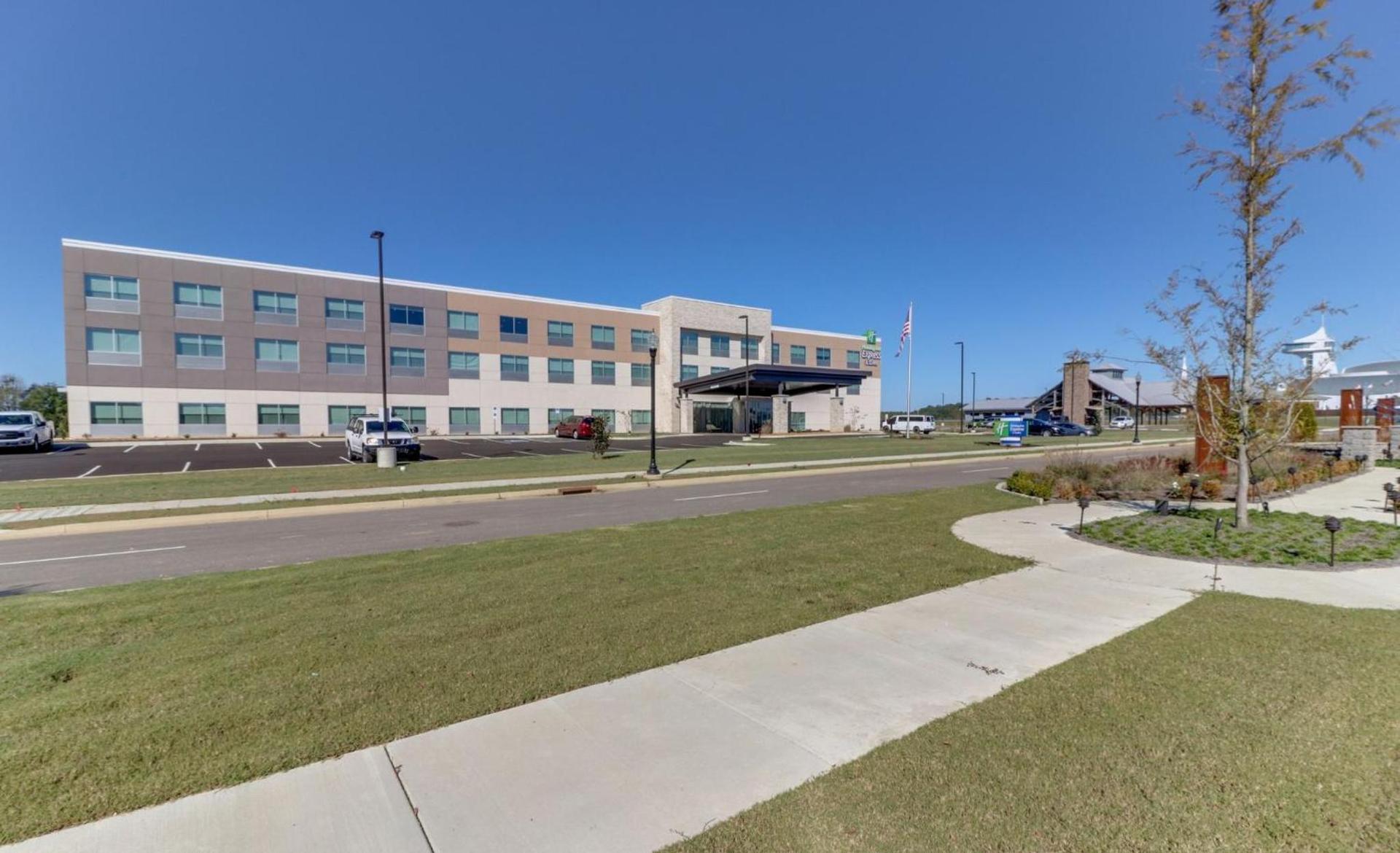 Holiday Inn Express & Suites - Union City by IHG photo 52