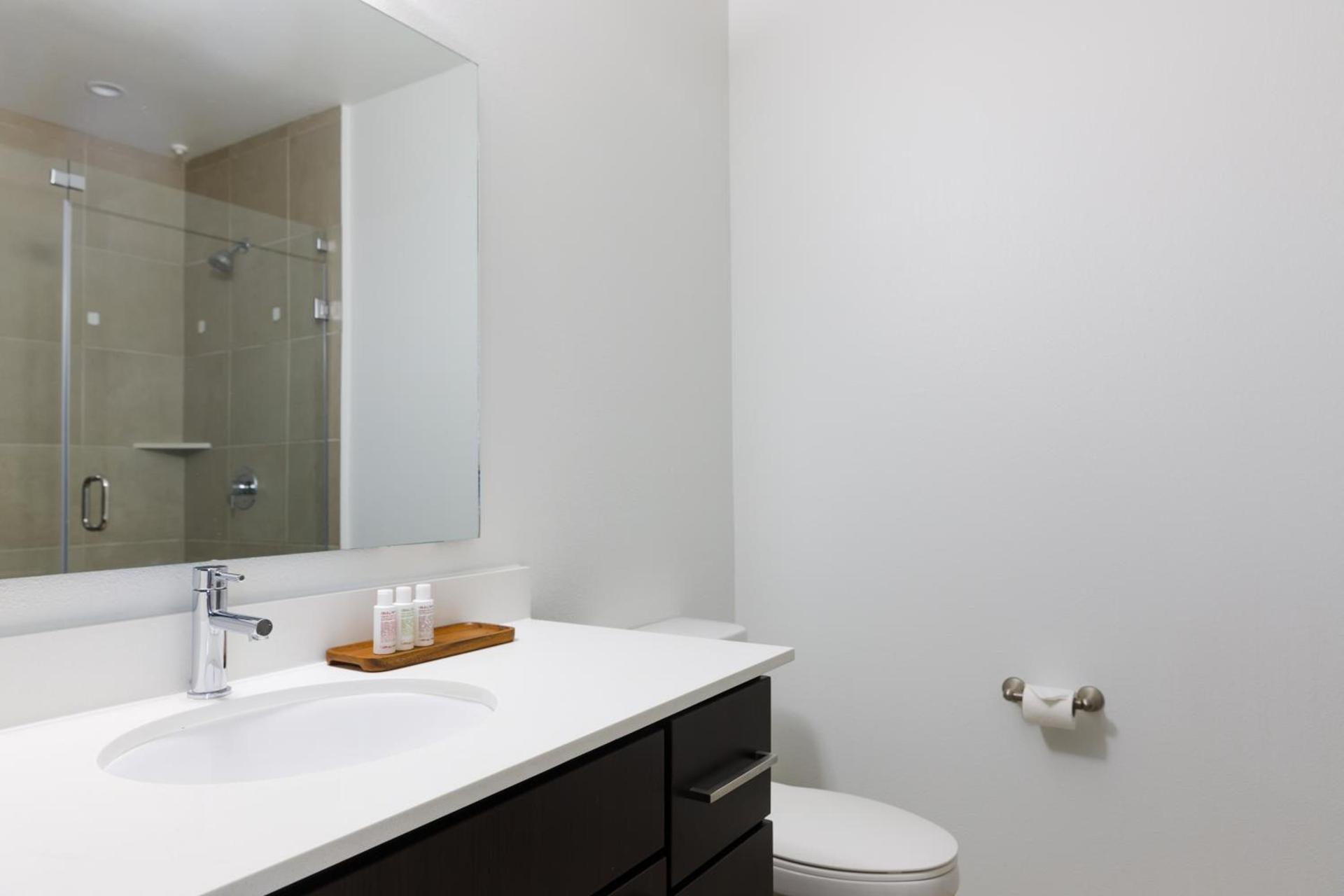 Mint House Houston - Medical Center photo 20