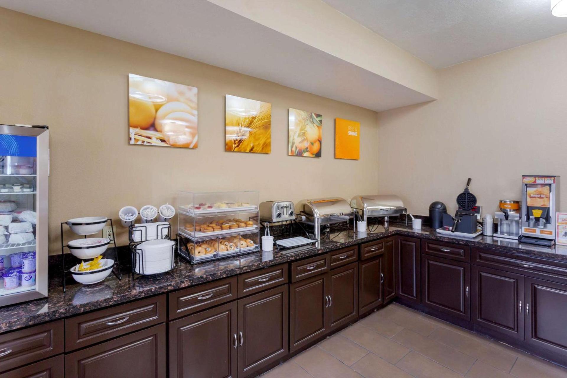 Comfort Inn & Suites Woods Cross - Salt Lake City North photo 28