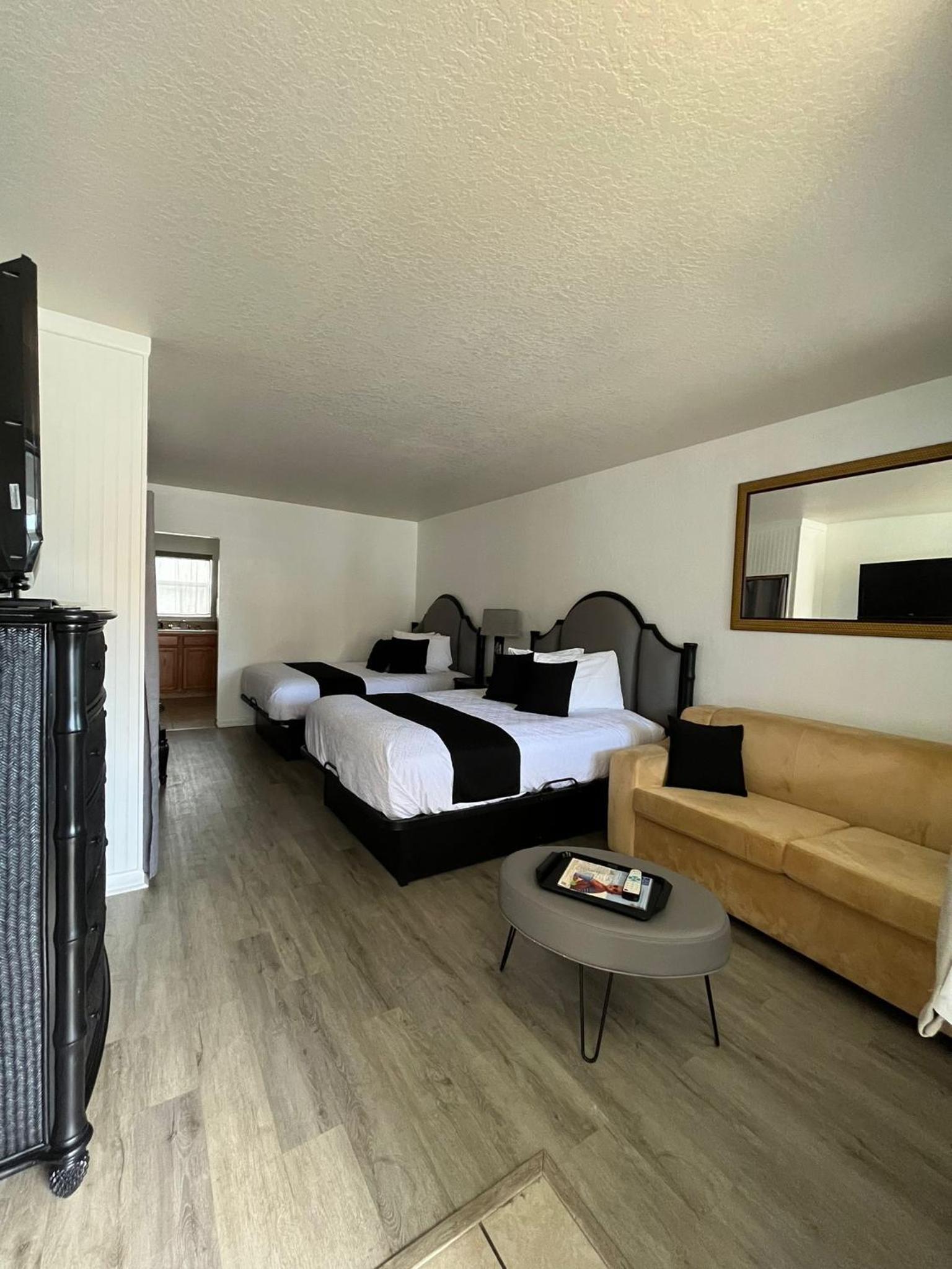 Holiday Isles Resort photo 91