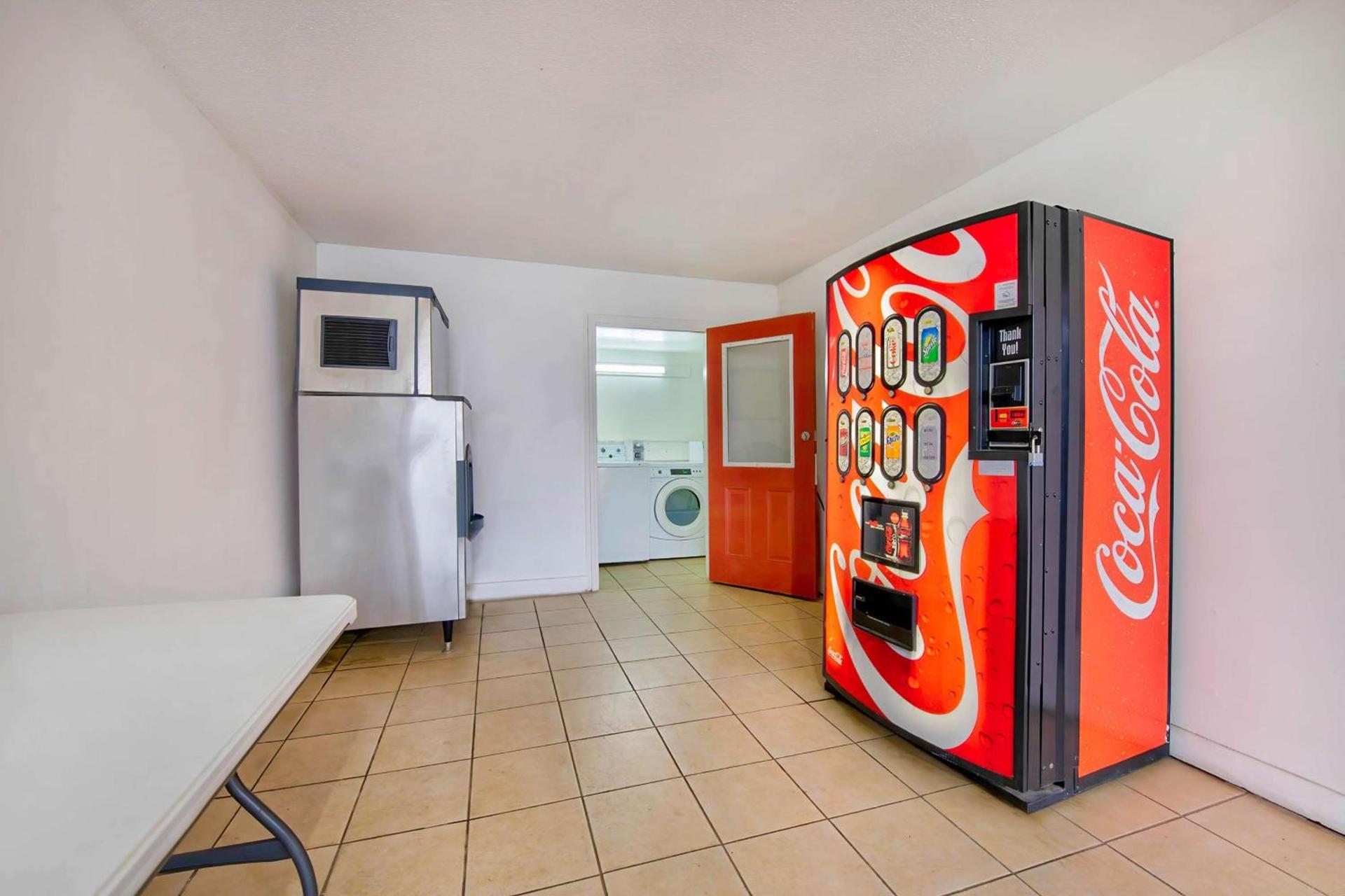 Motel 6 Byron, Ga photo 5
