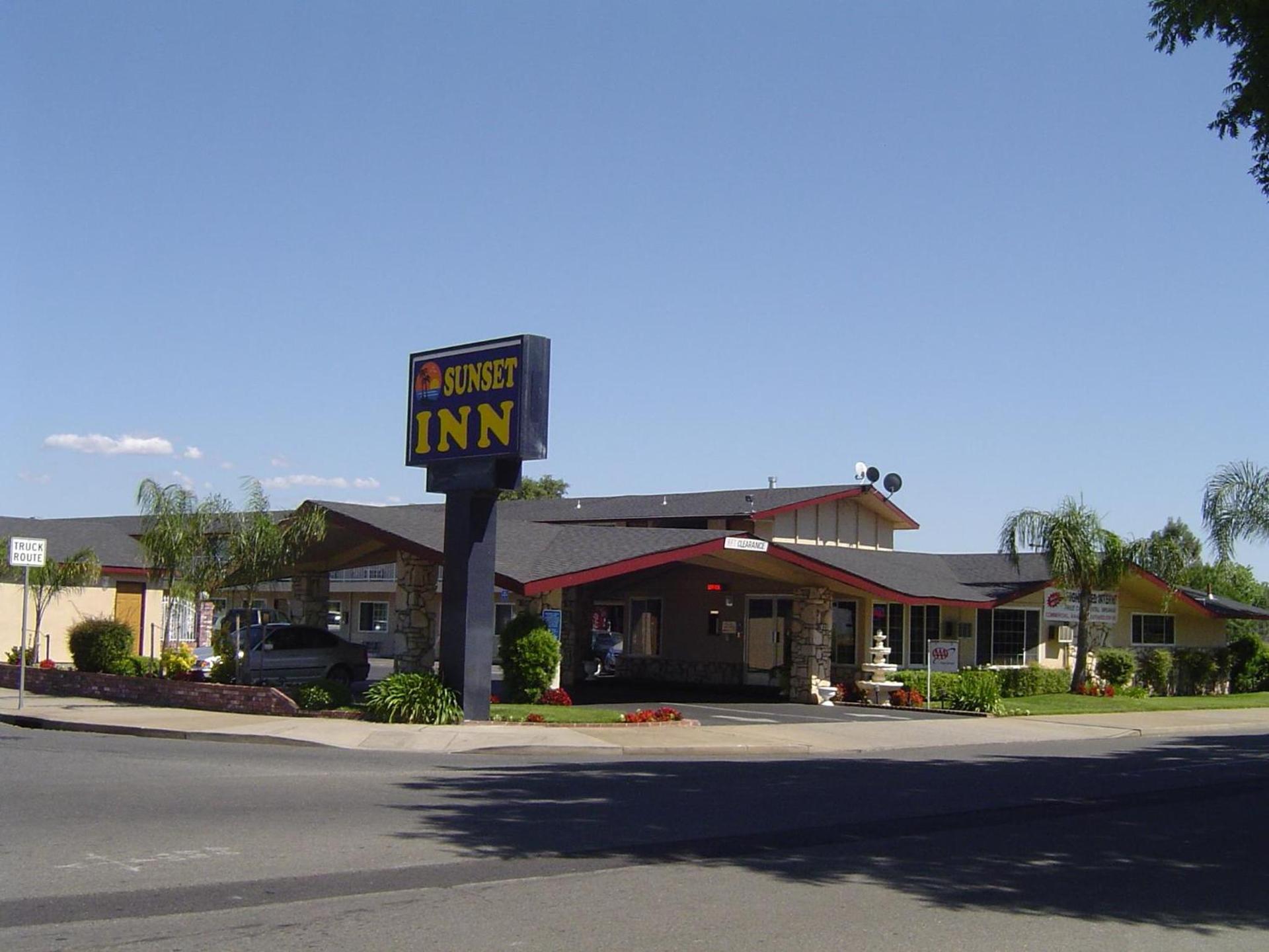 Sunset Inn Lake Oroville photo 3