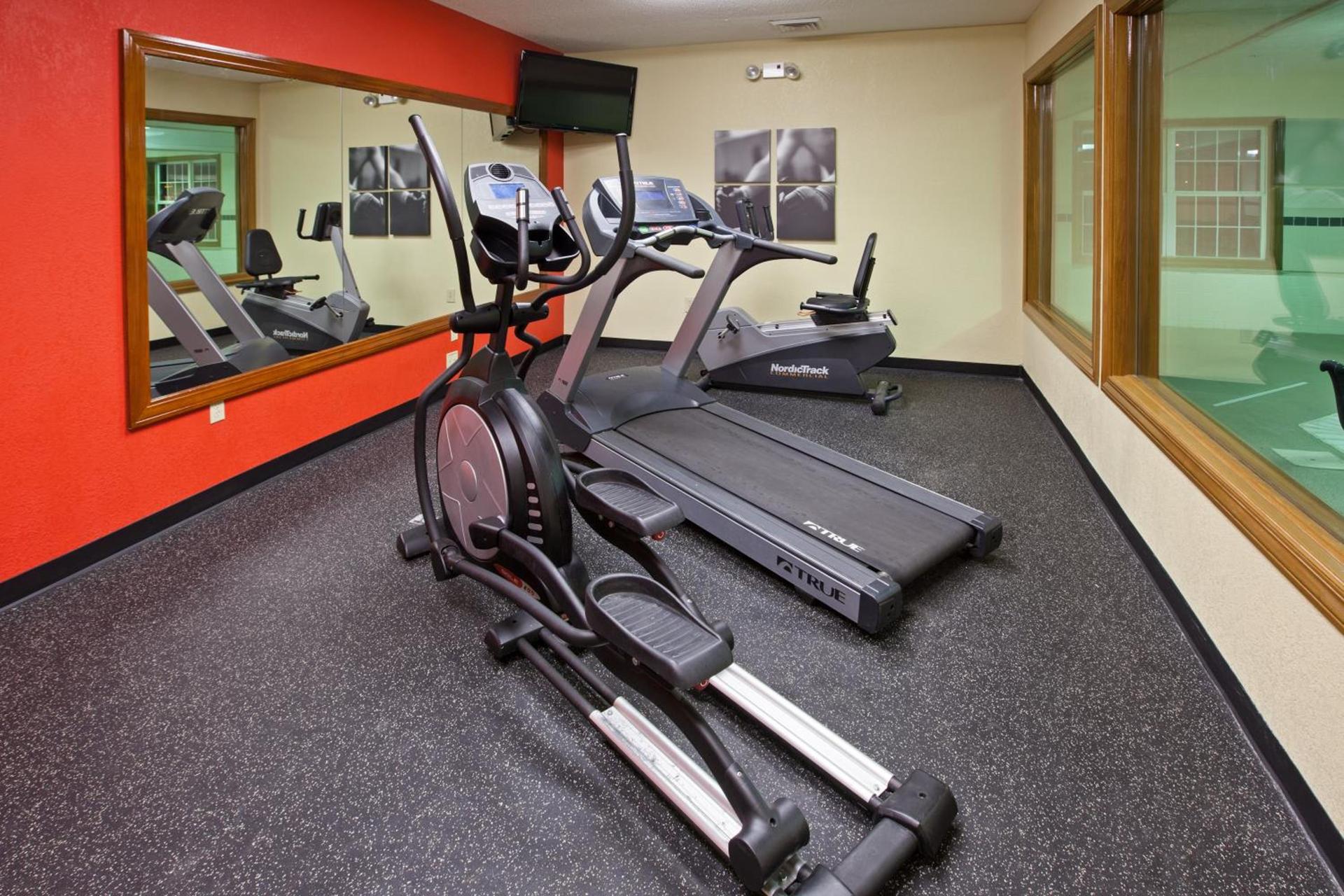 Country Inn & Suites by Radisson, Macedonia, OH photo 8