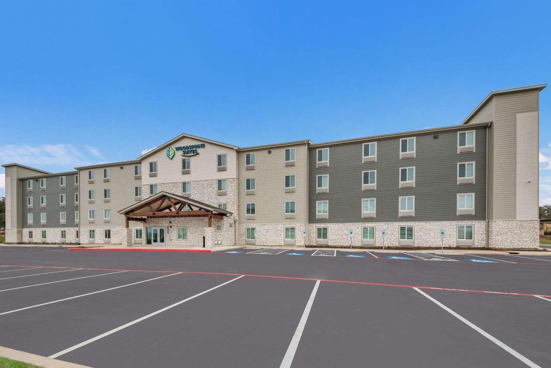 WoodSpring Suites San Antonio UTSA - Medical Center — hotel in San Antonio
