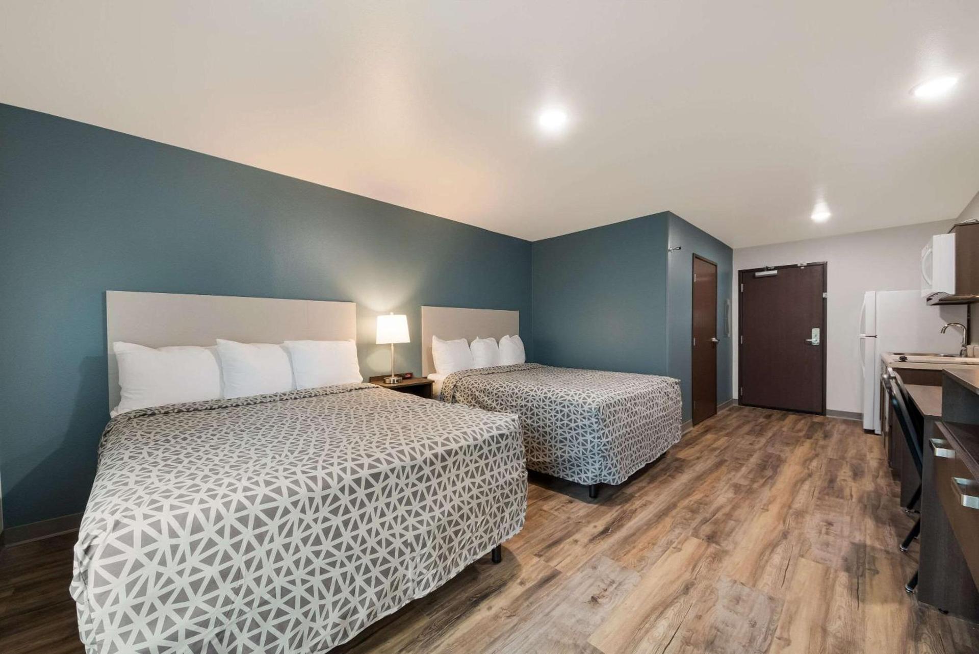 WoodSpring Suites San Antonio UTSA - Medical Center photo 22