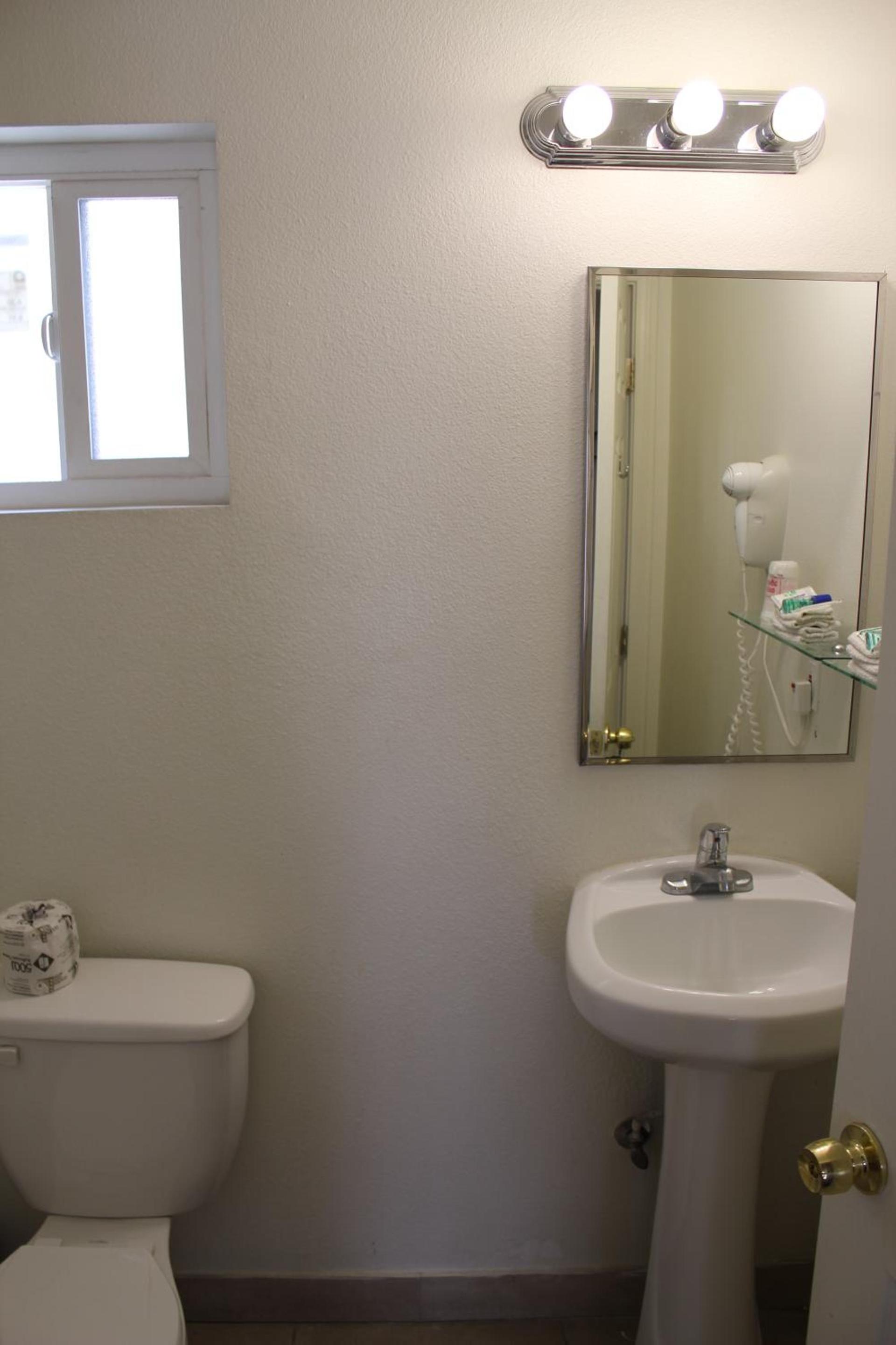 Valley Hotel photo 61