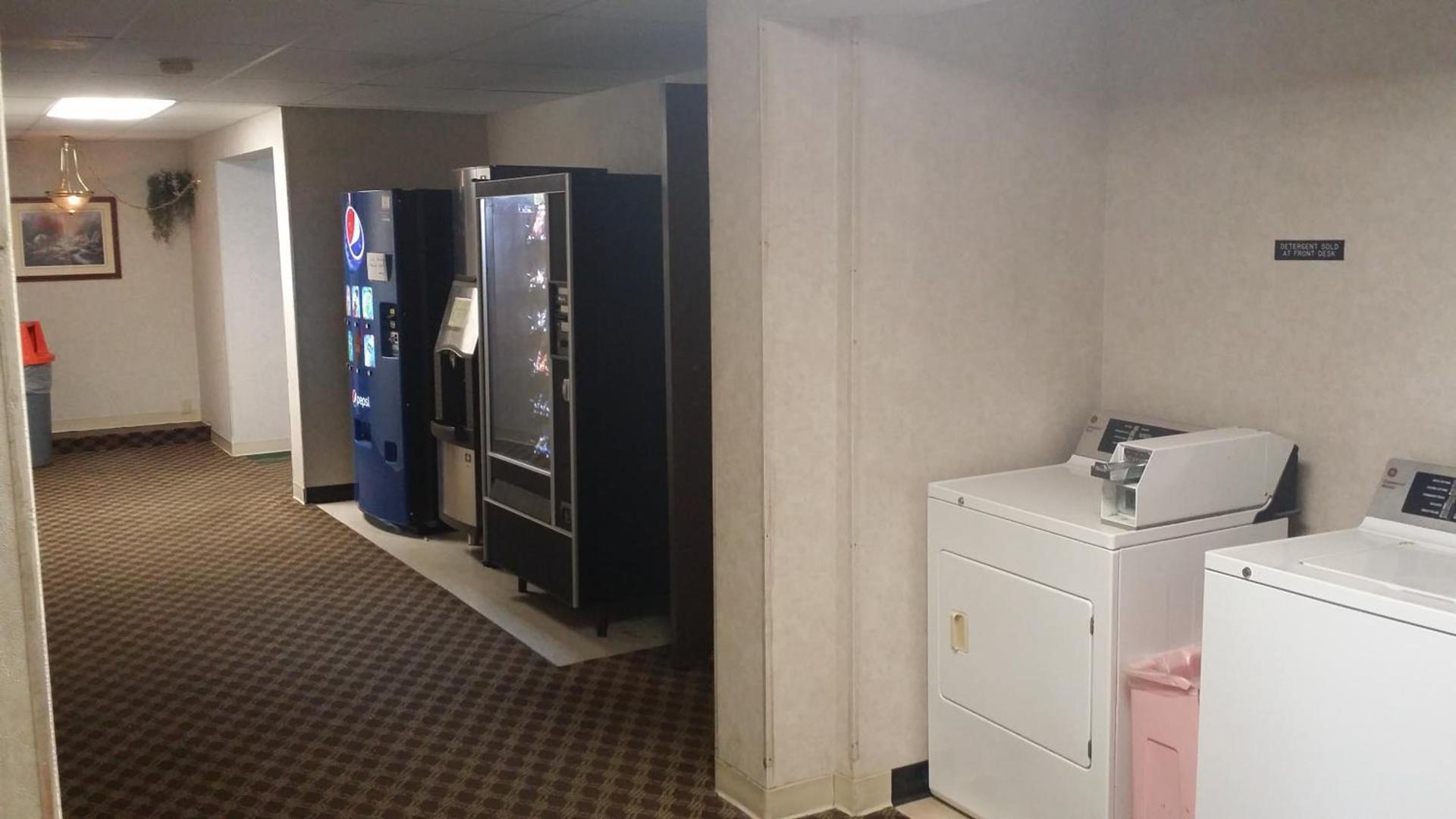 Baymont by Wyndham Cookeville photo 34