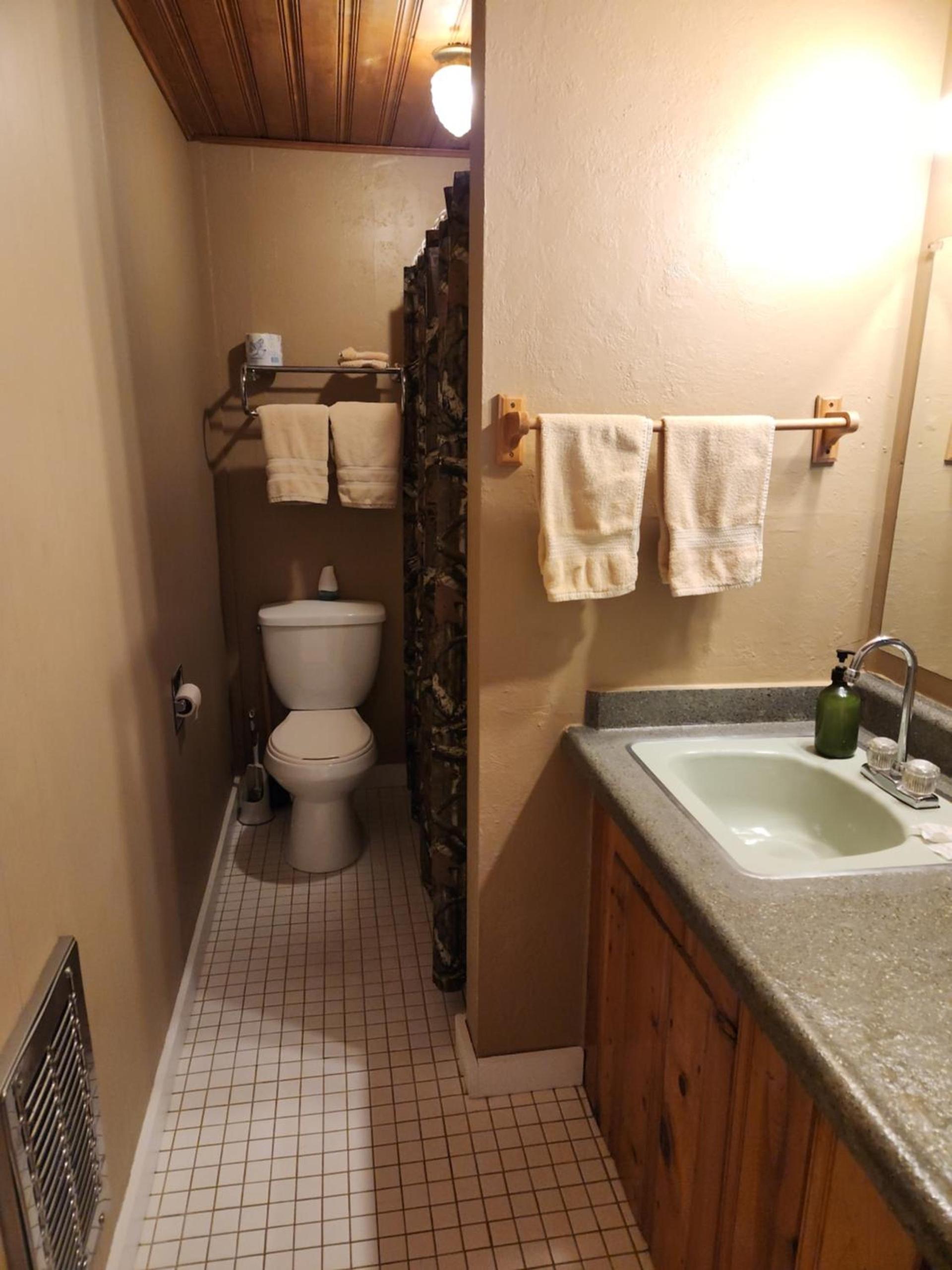 Eagle Nest Fly Shack & Lodge photo 15