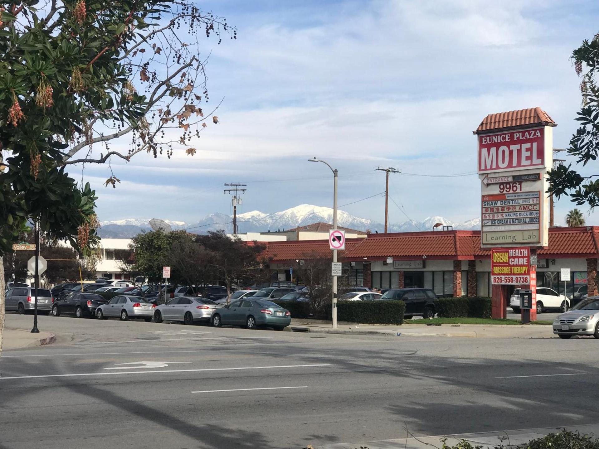 Eunice Plaza Motel photo 8