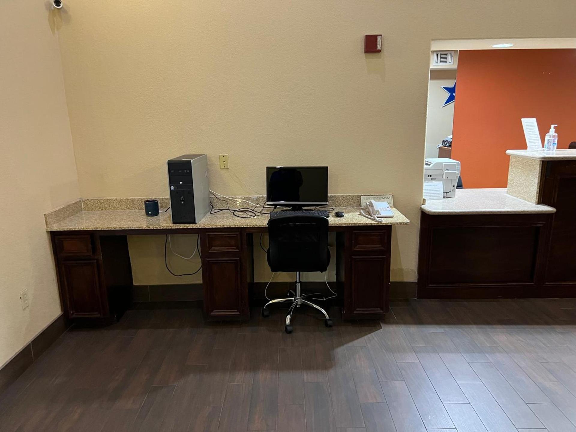 Americas Best Value Inn Pharr/McAllen photo 12