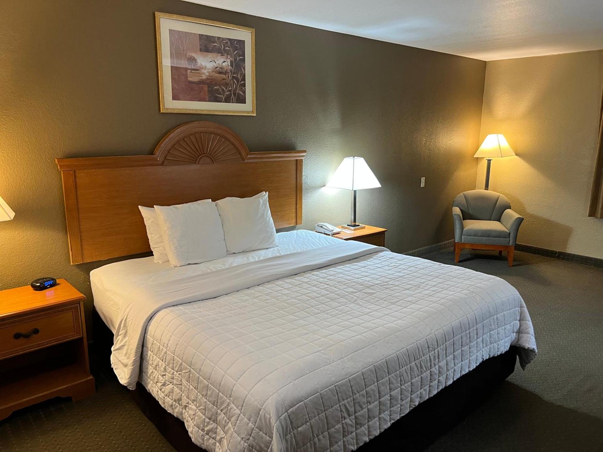 Americas Best Value Inn Pharr/McAllen photo 10