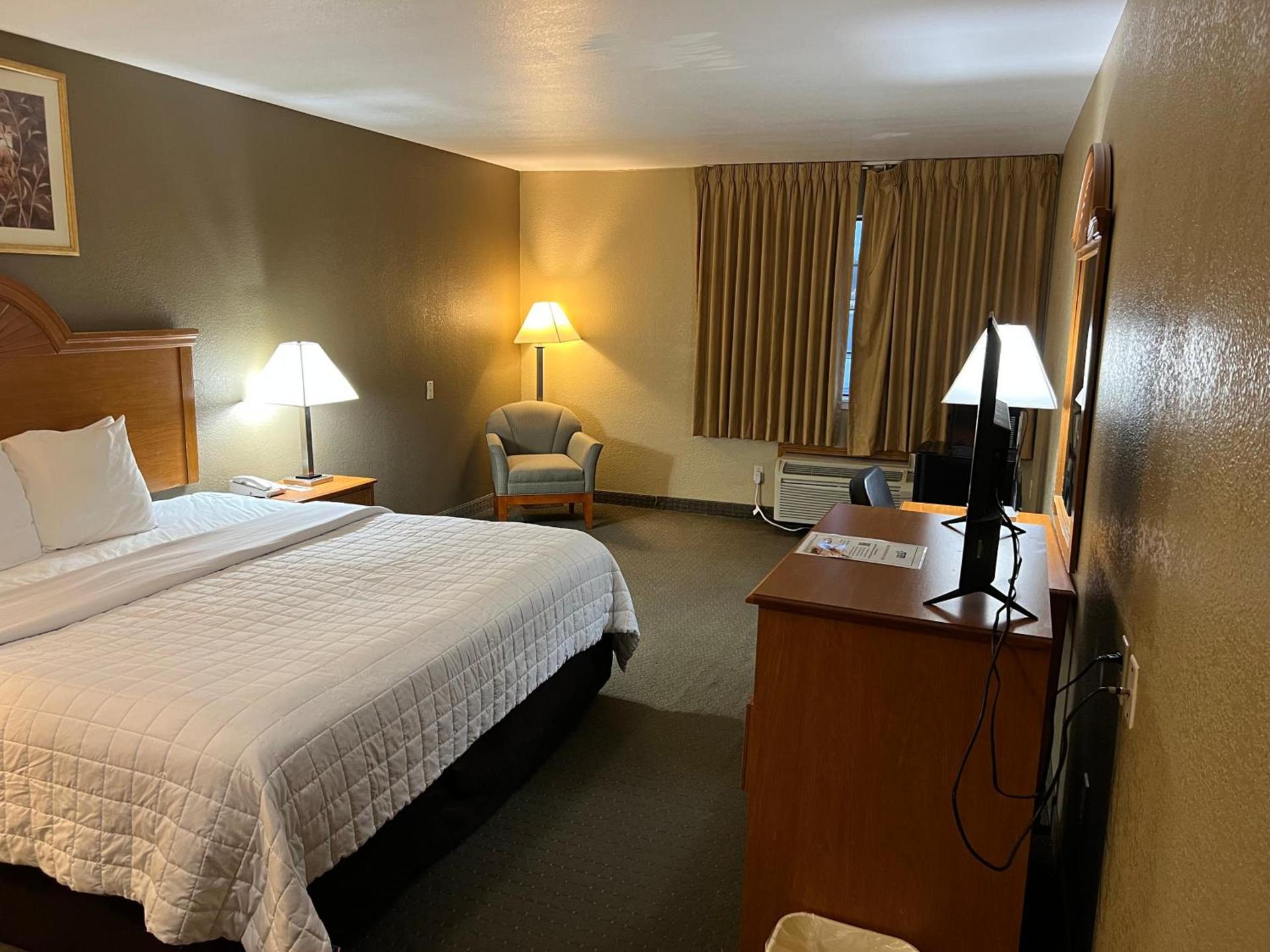 Americas Best Value Inn Pharr/McAllen photo 7