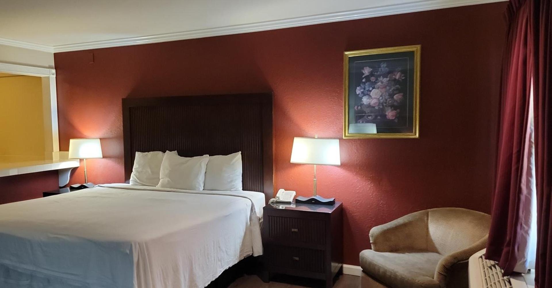 Mission Inn and Suites photo 32