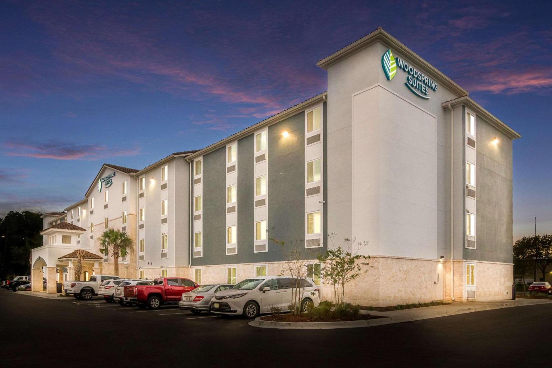 WoodSpring Suites Jacksonville - South photo 3