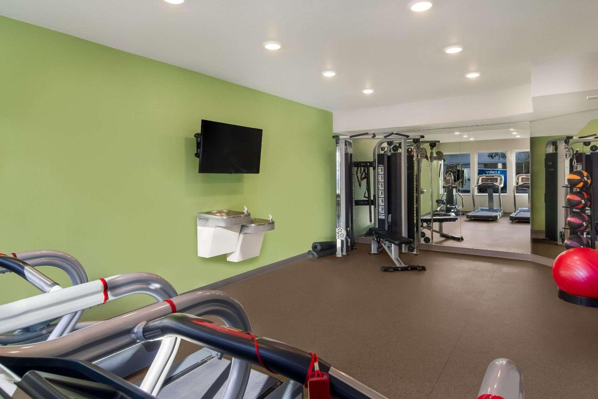 WoodSpring Suites Jacksonville - South photo 24