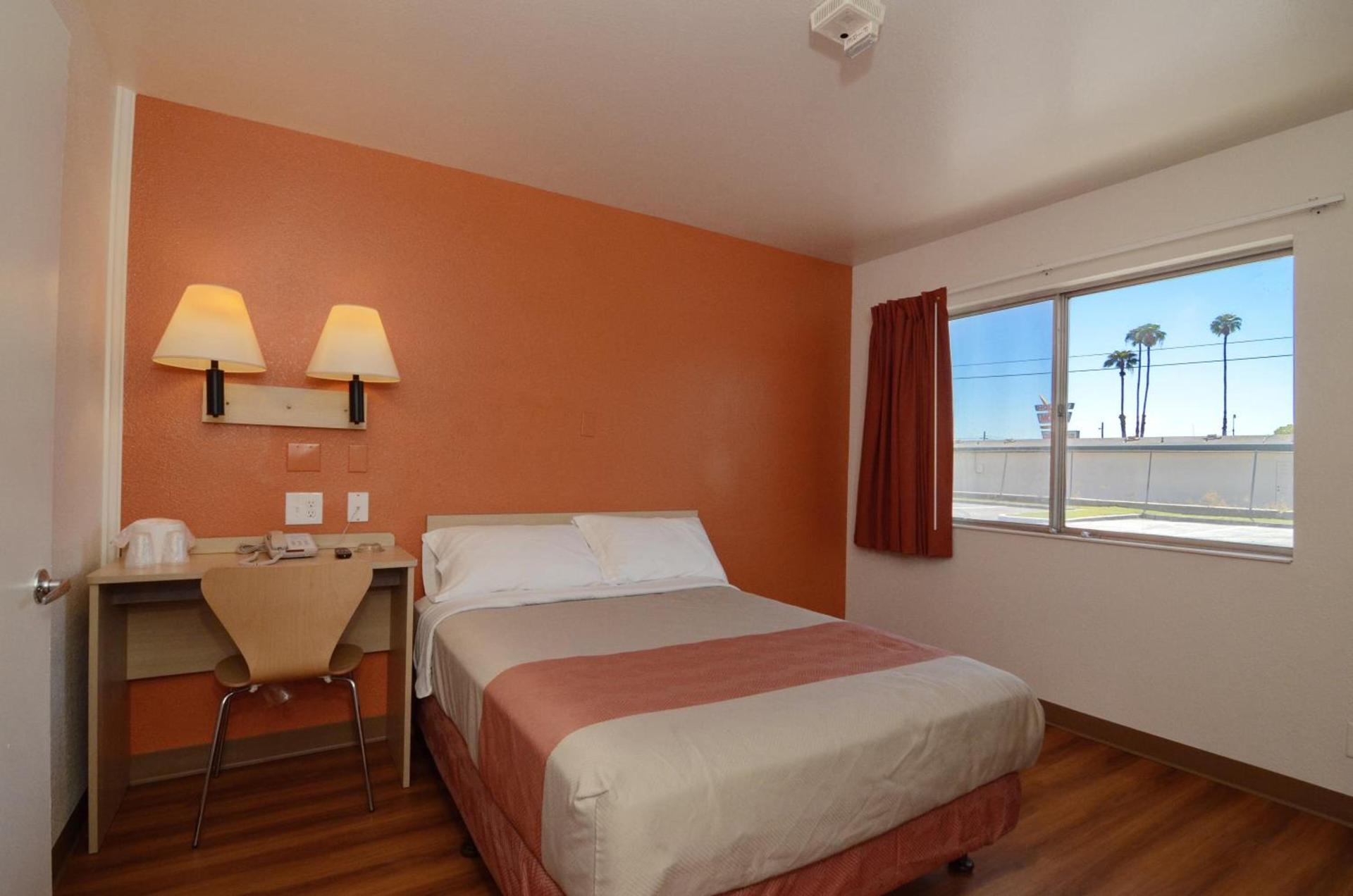 Motel 6-Indio, CA - Palm Springs photo 12