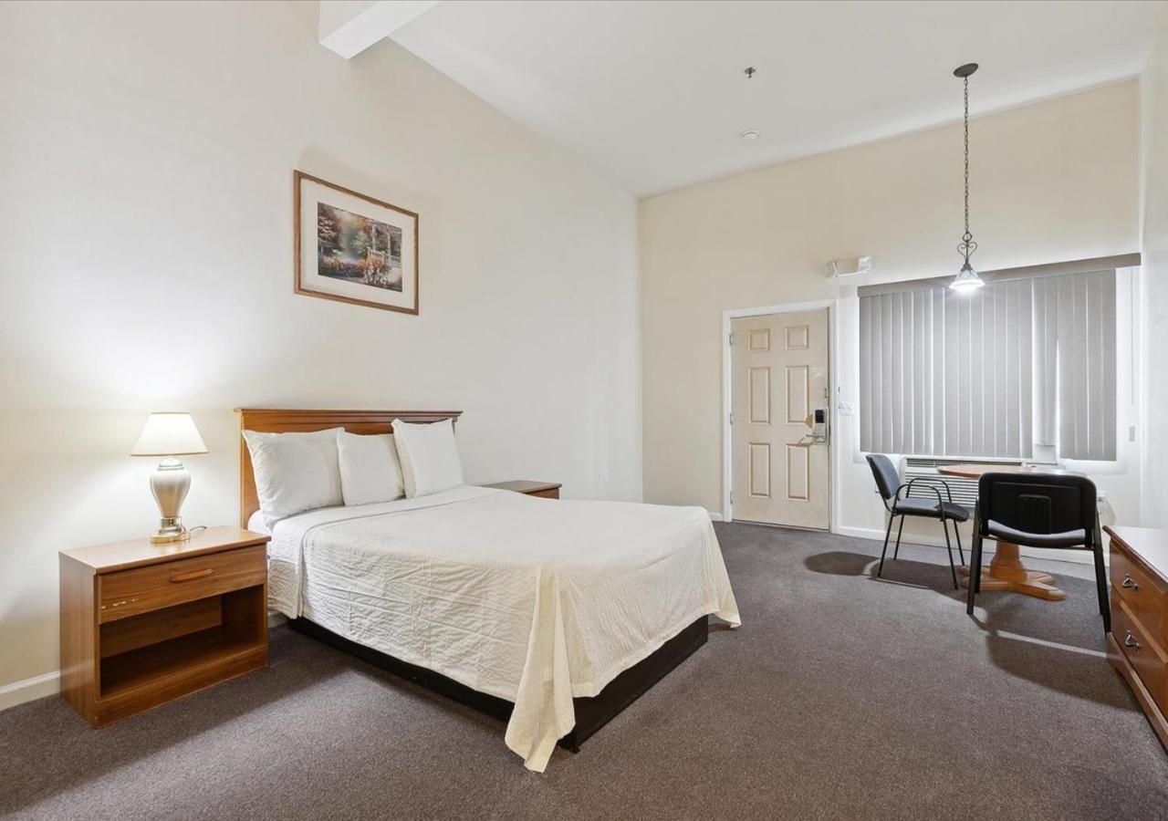 Edison Motor Lodge photo 5