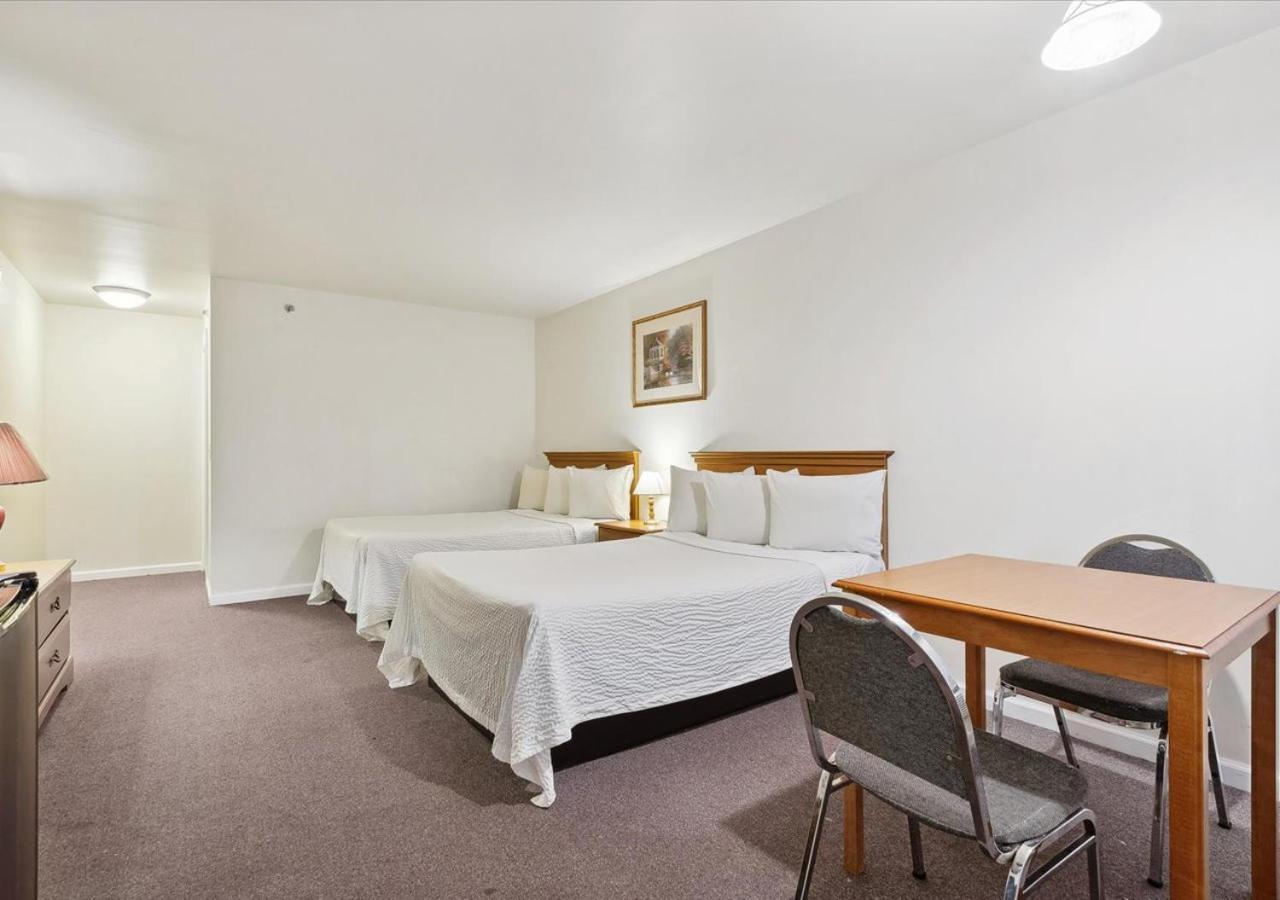 Edison Motor Lodge photo 10