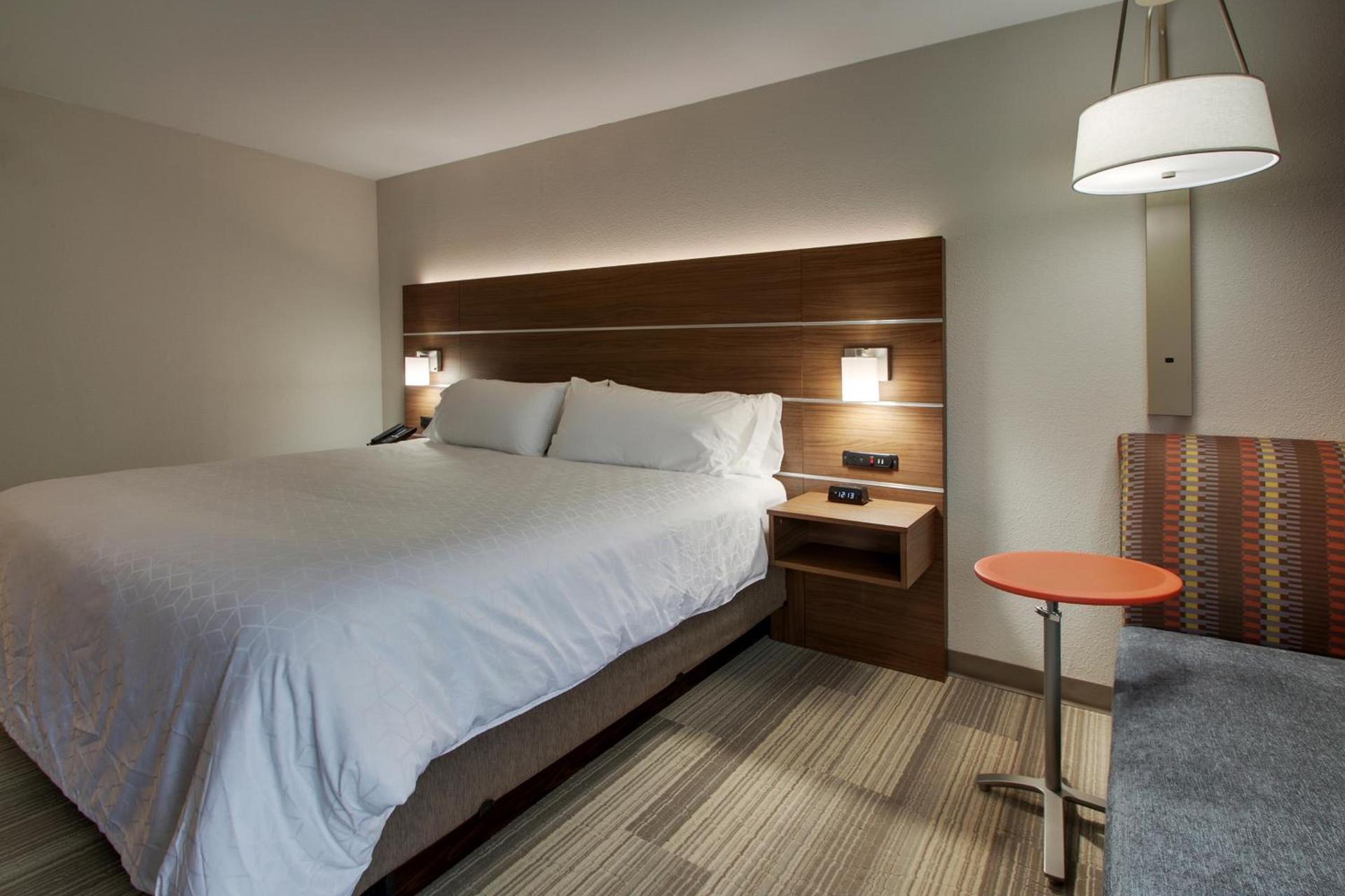 Holiday Inn Express Voorhees/ Mt. Laurel by IHG photo 6