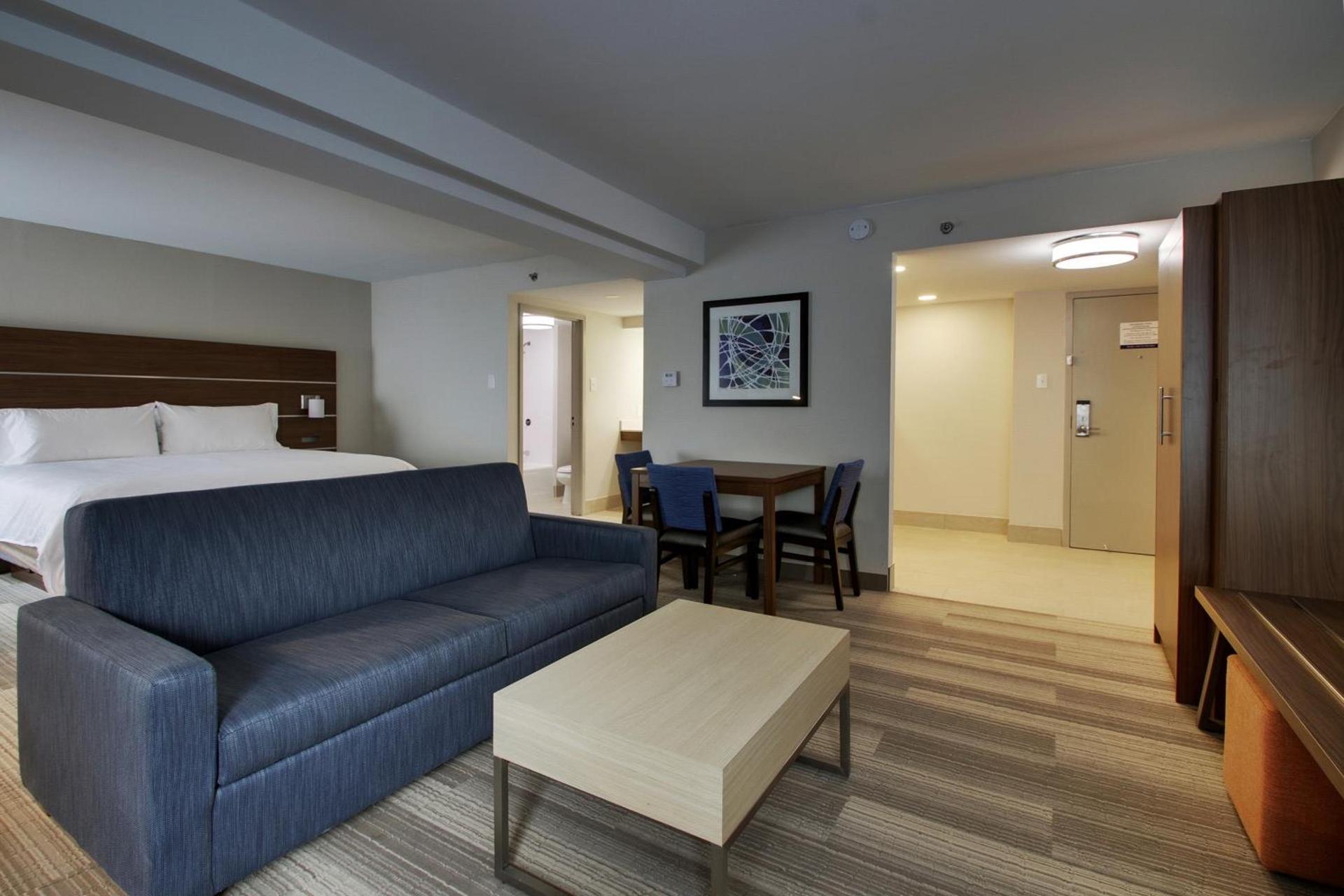 Holiday Inn Express Voorhees/ Mt. Laurel by IHG photo 10