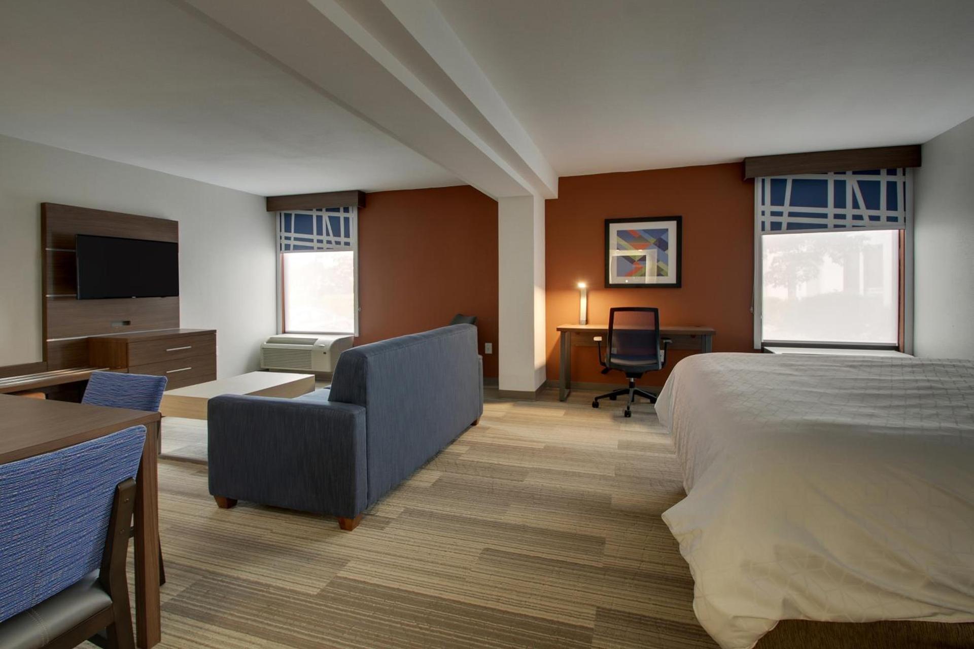 Holiday Inn Express Voorhees/ Mt. Laurel by IHG photo 9