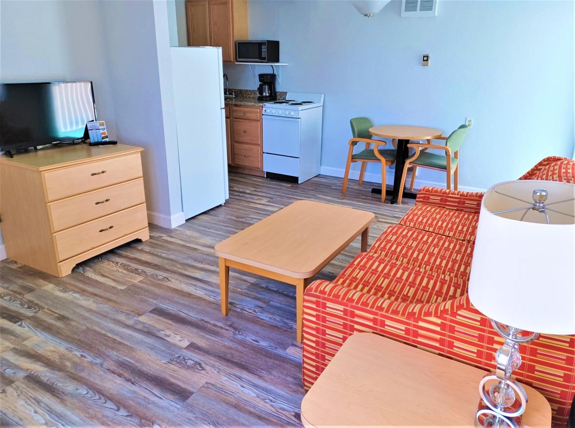 Johns Pass Beach Motel photo 23