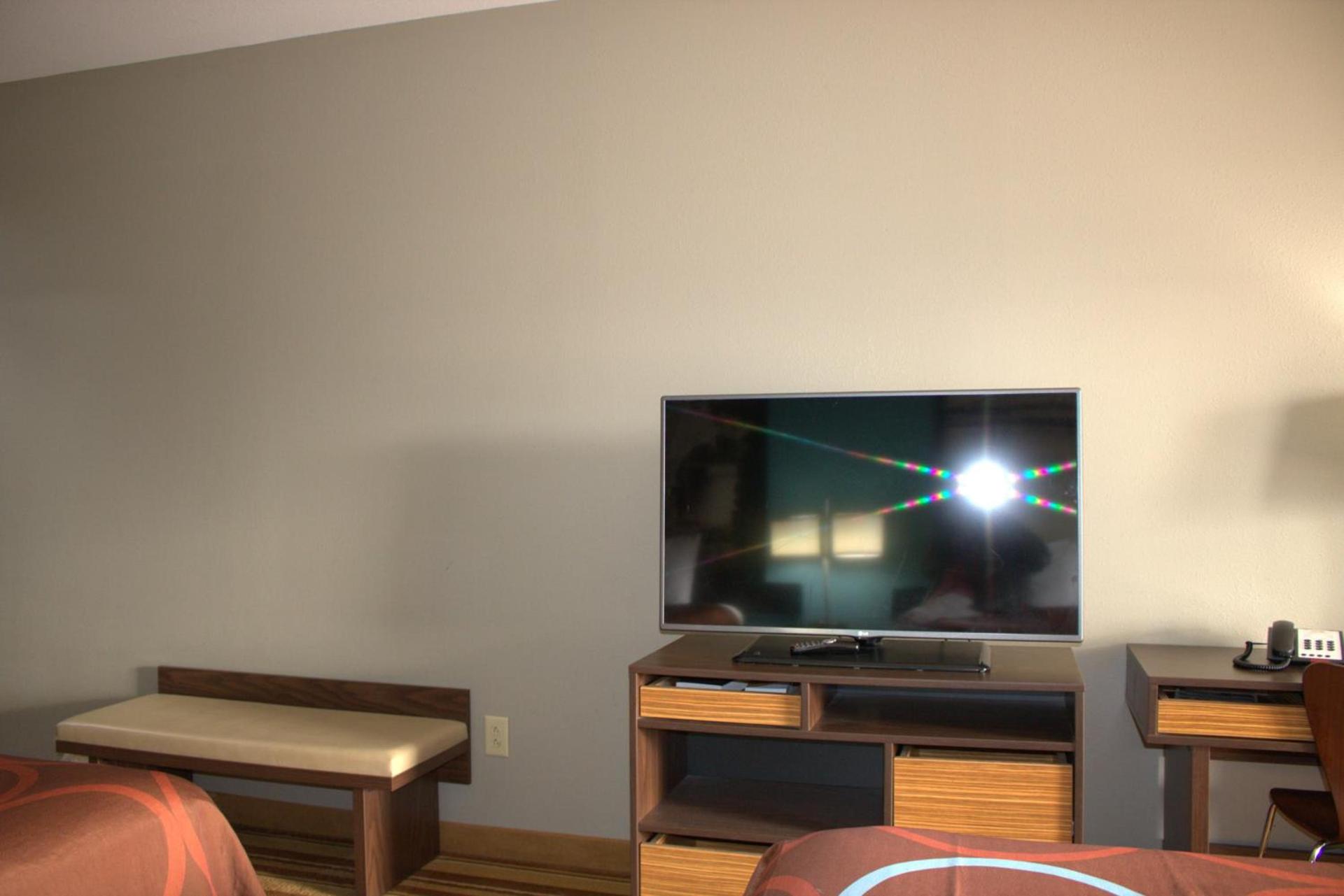 Super 8 by Wyndham Rainsville photo 44