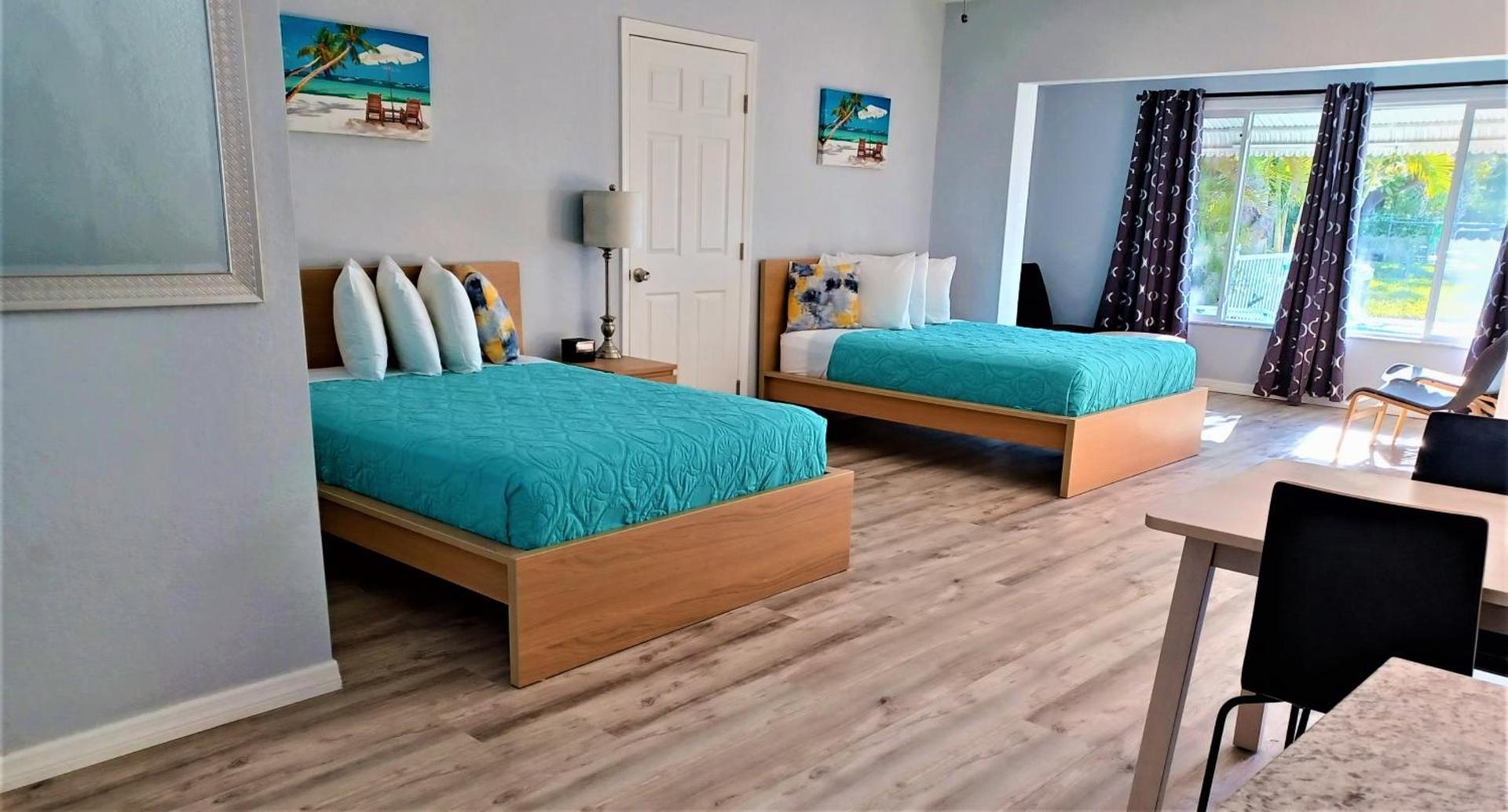 Johns Pass Beach Motel photo 58