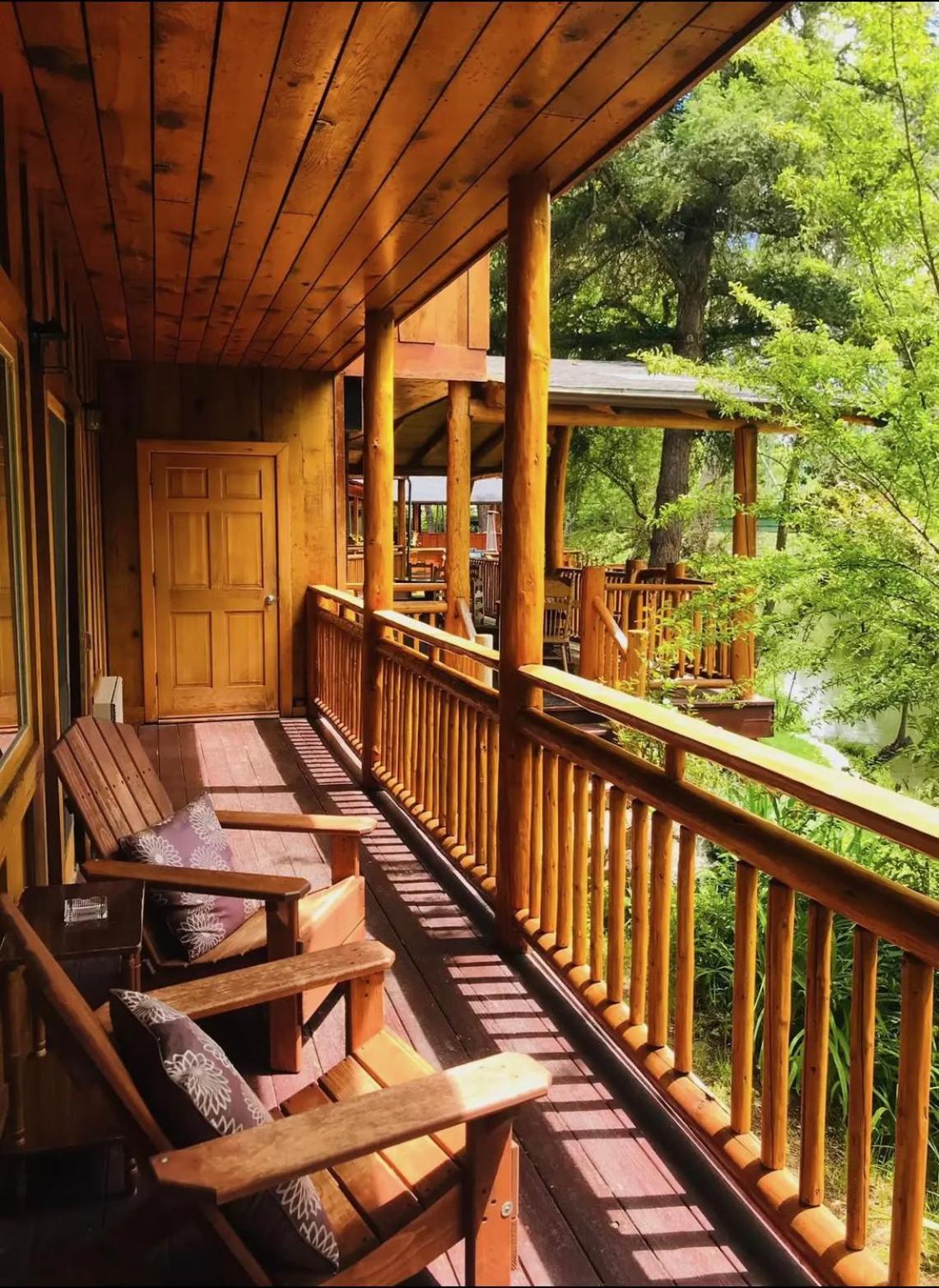 The Lindsay Lodge photo 36