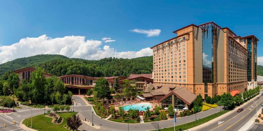 Harrah's Cherokee Casino Resort - A Caesars Rewards Destination photo 38