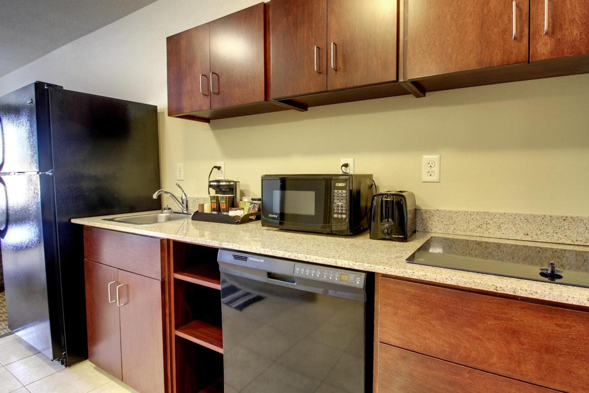 Cobblestone Inn & Suites Cambridge photo 29