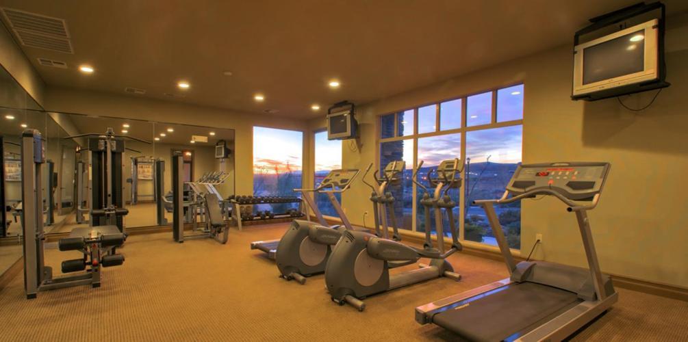 D13-Amazing Red Cliff View-Third Floor 3-bedroom Sunset View photo 11