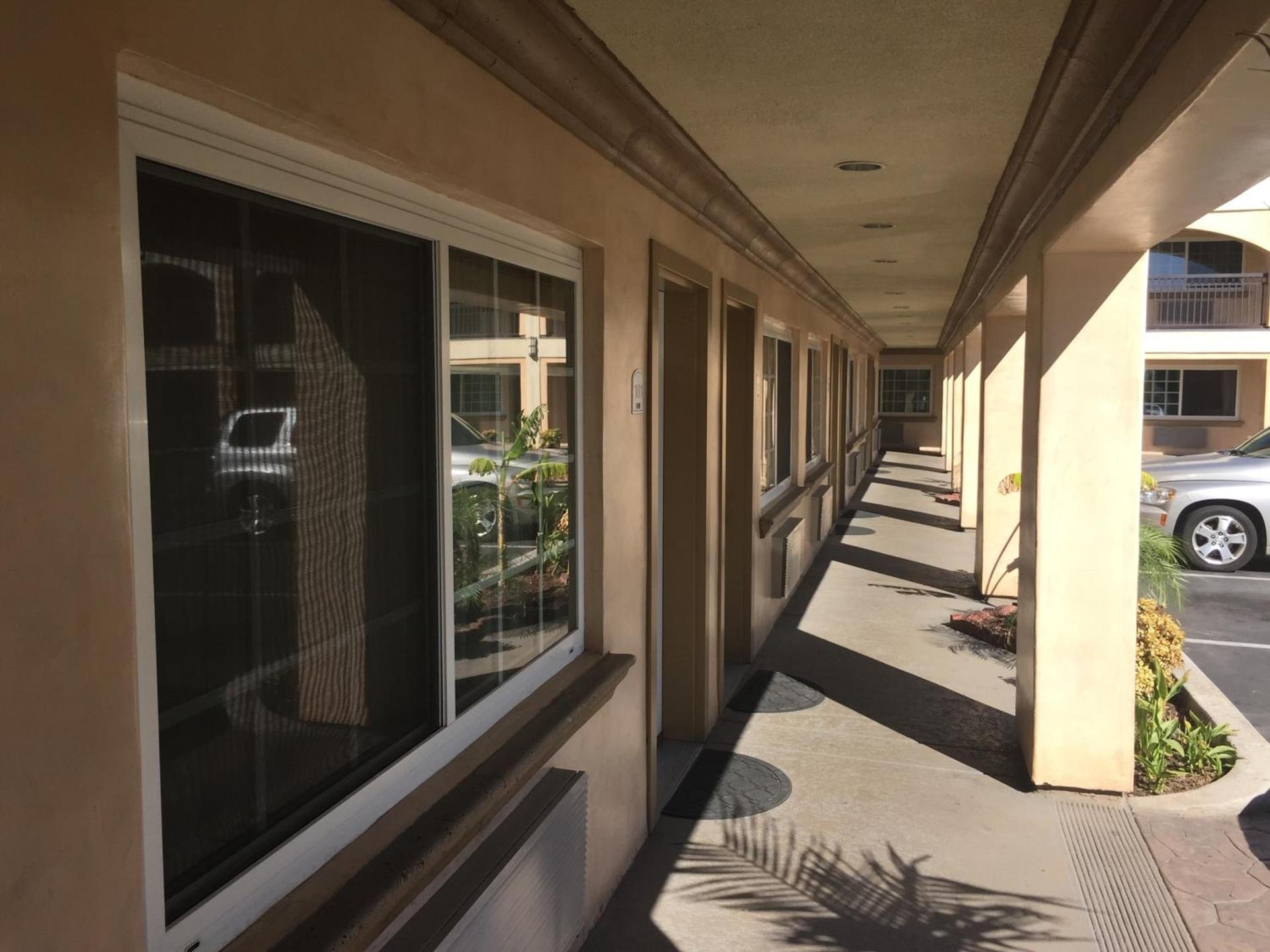 Thunderbird Lodge photo 12