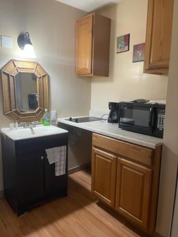 ANS INN & SUITES photo 11