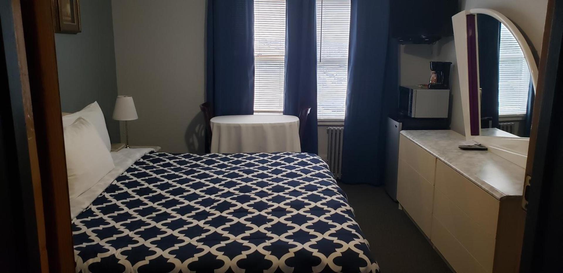 Jones Beach Hotel photo 21