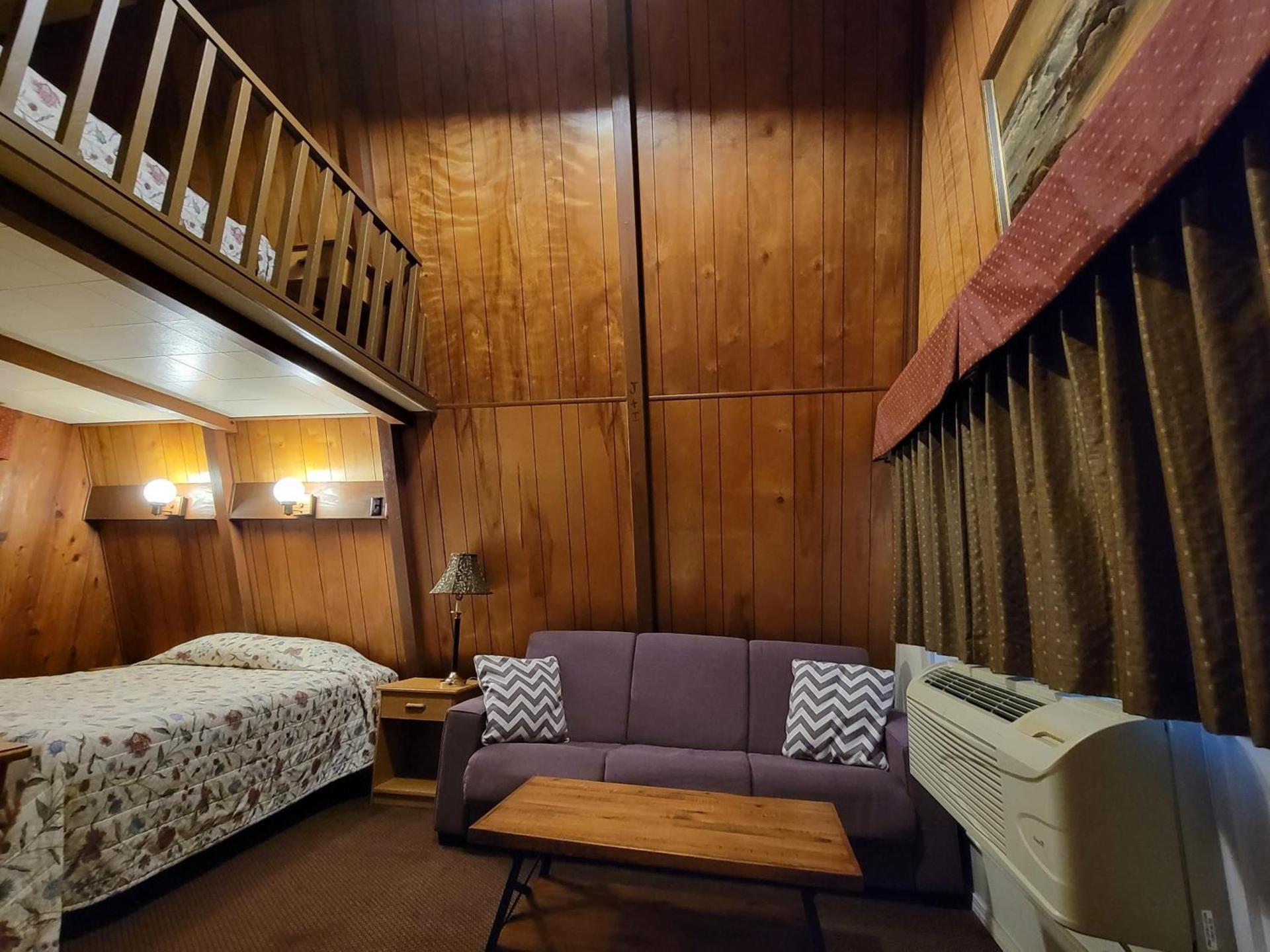 The Ranch Motel photo 12