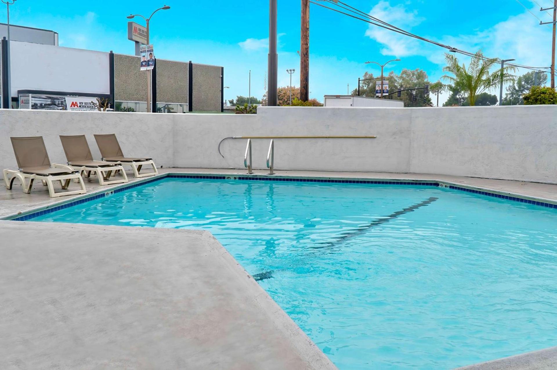 Motel 6-El Monte, CA - Los Angeles photo 5