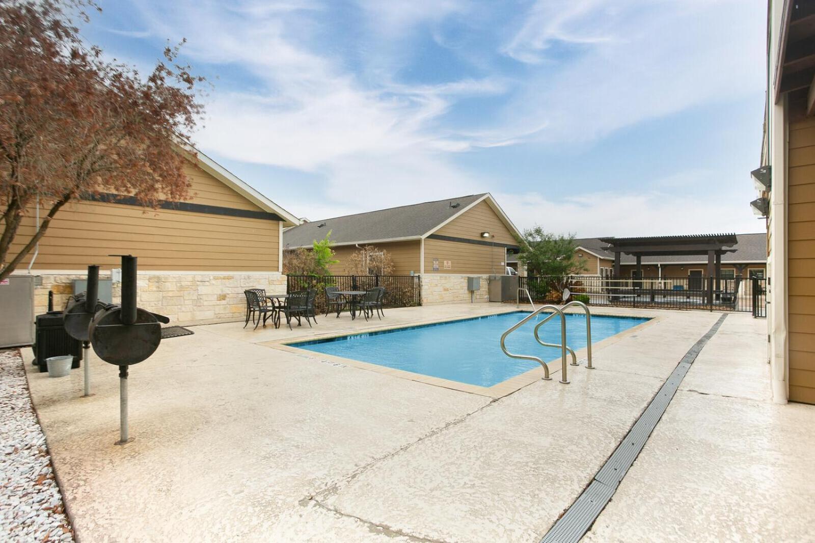 The Lodge At Kenedy photo 12