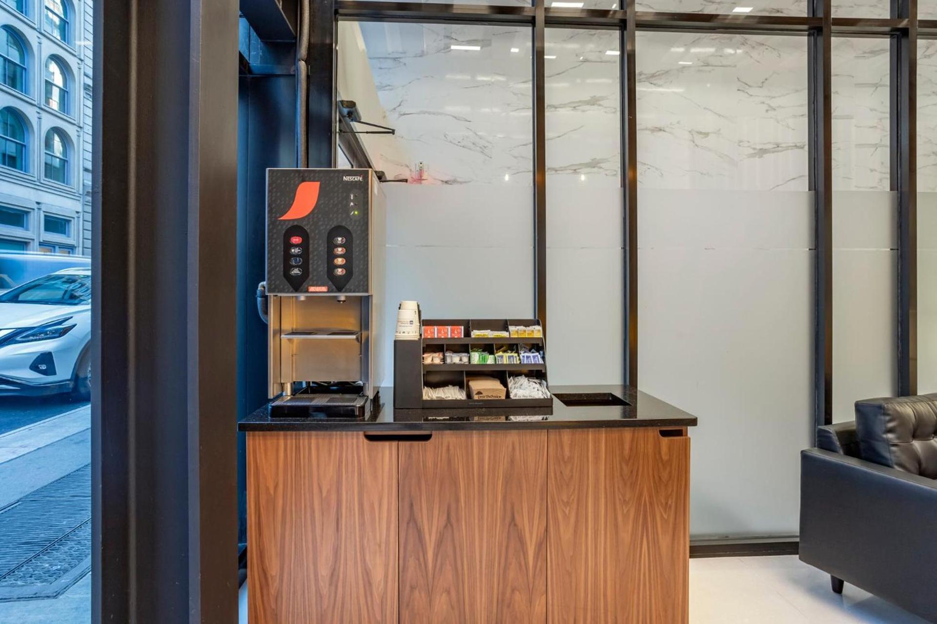 Best Western Plus Soho Hotel photo 4