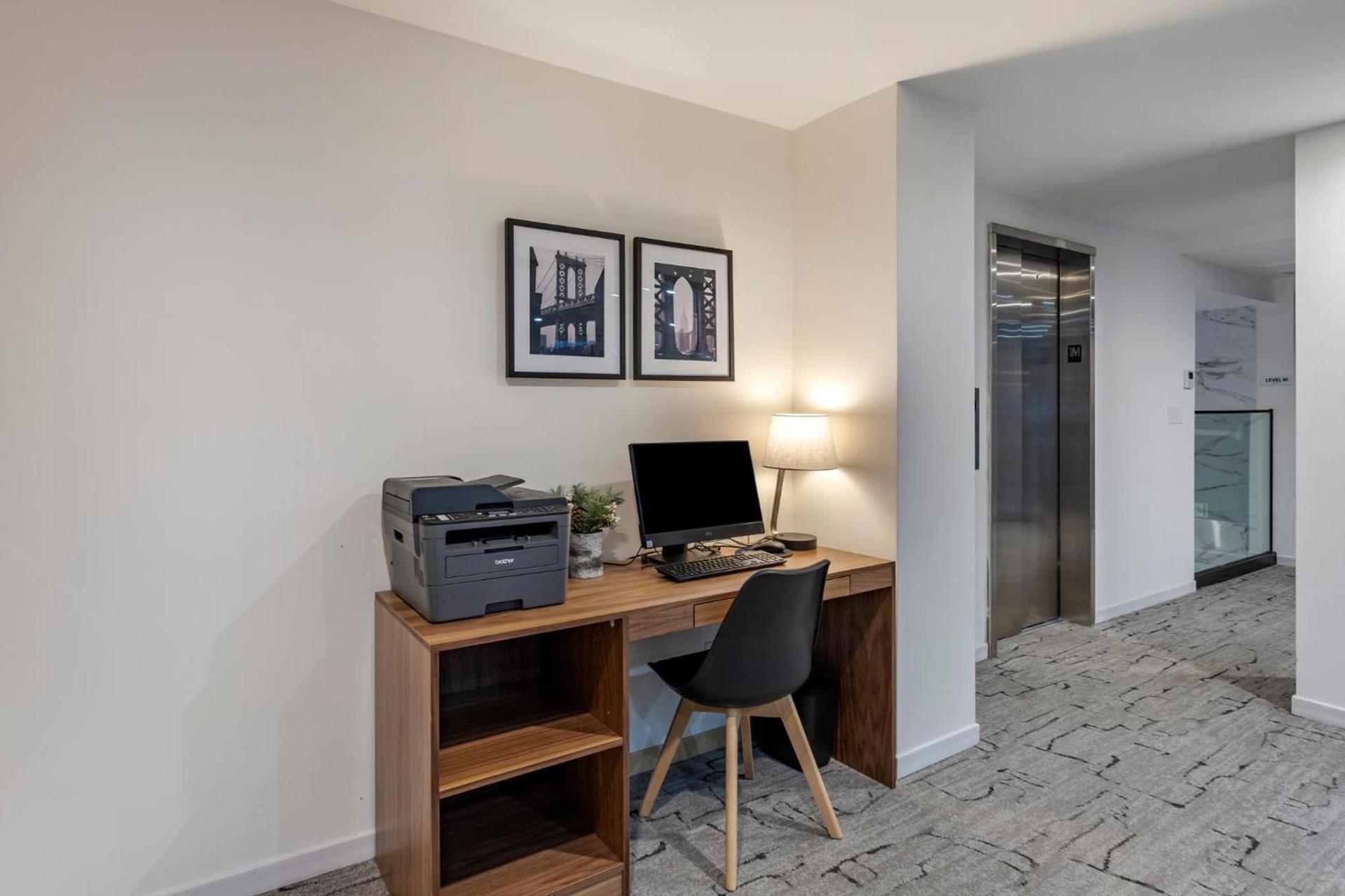 Best Western Plus Soho Hotel photo 9